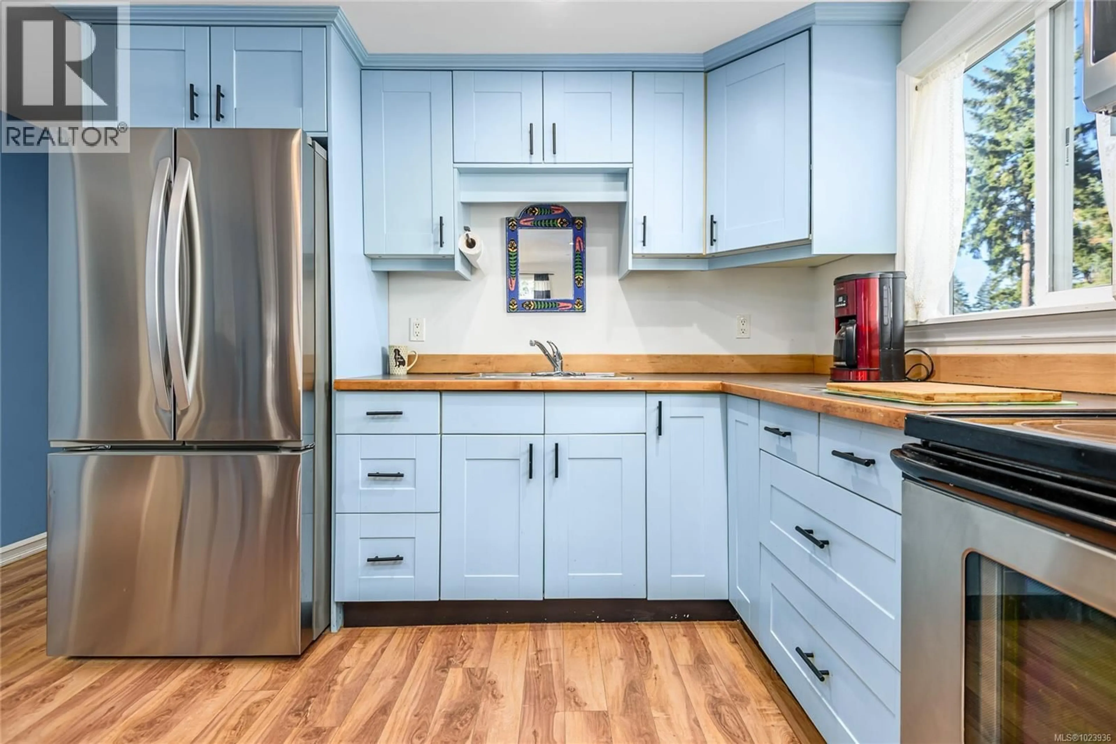 Unknown for 18 - 3216 BACK ROAD, Comox British Columbia V9M4E2