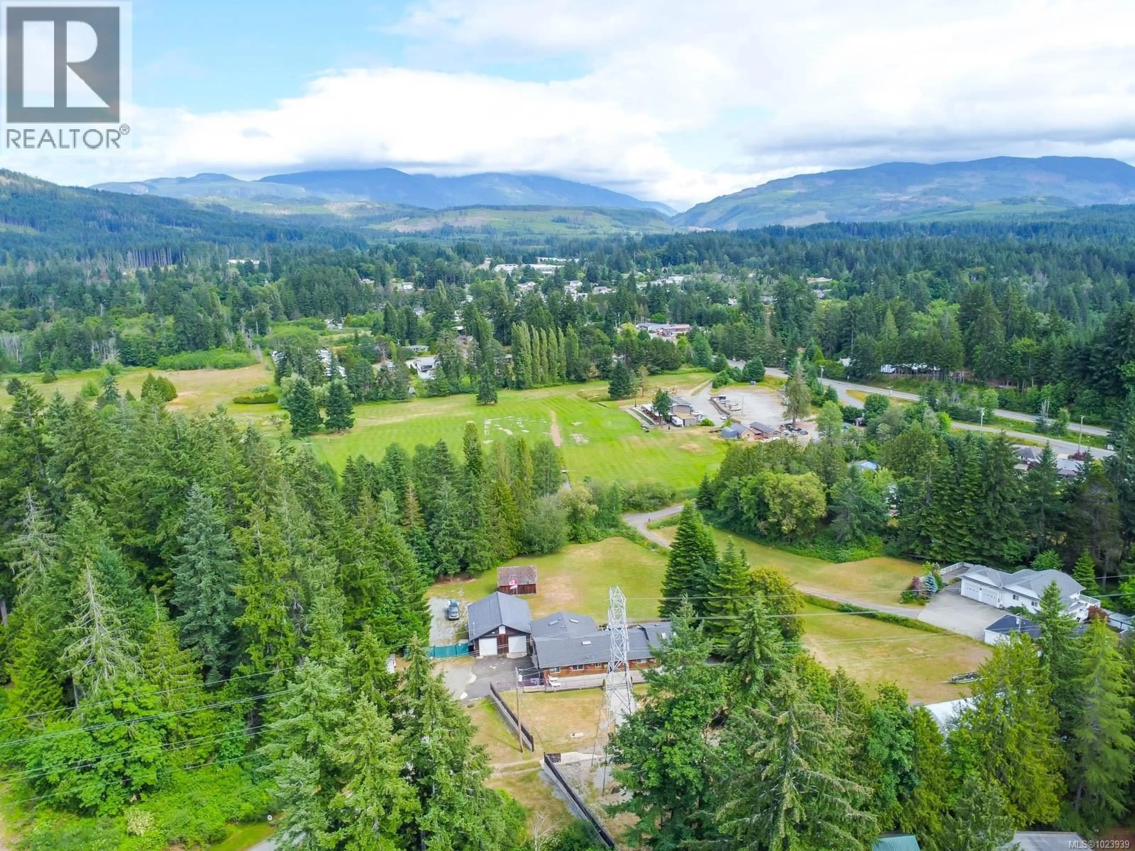 A pic from outside/outdoor area/front of a property/back of a property/a pic from drone, mountain view for 5090 ARDEN ROAD, Port Alberni British Columbia V9Y8R5