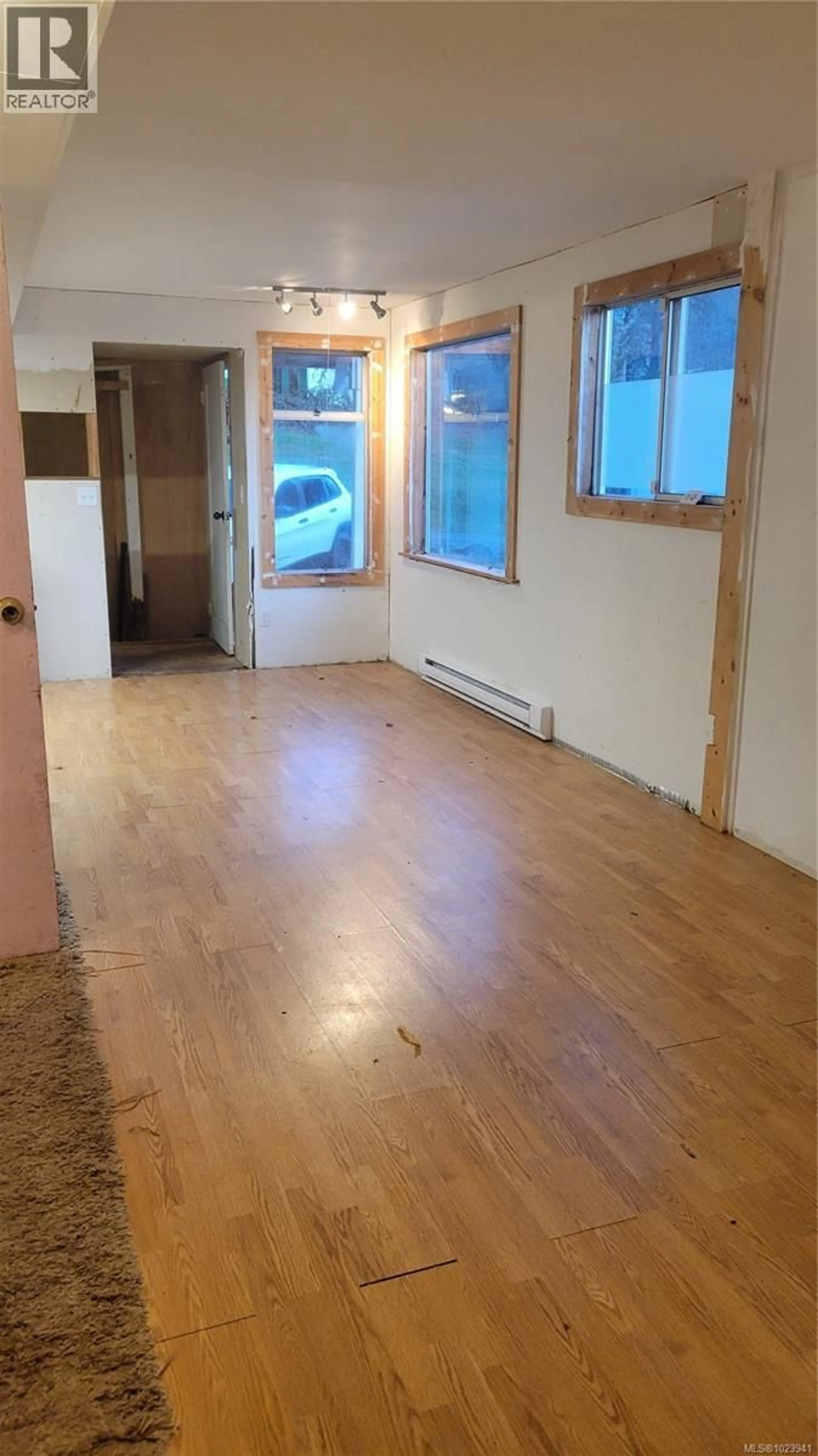 A pic of a room for 10 - 5659 TOMSWOOD ROAD, Port Alberni British Columbia V9Y8V8