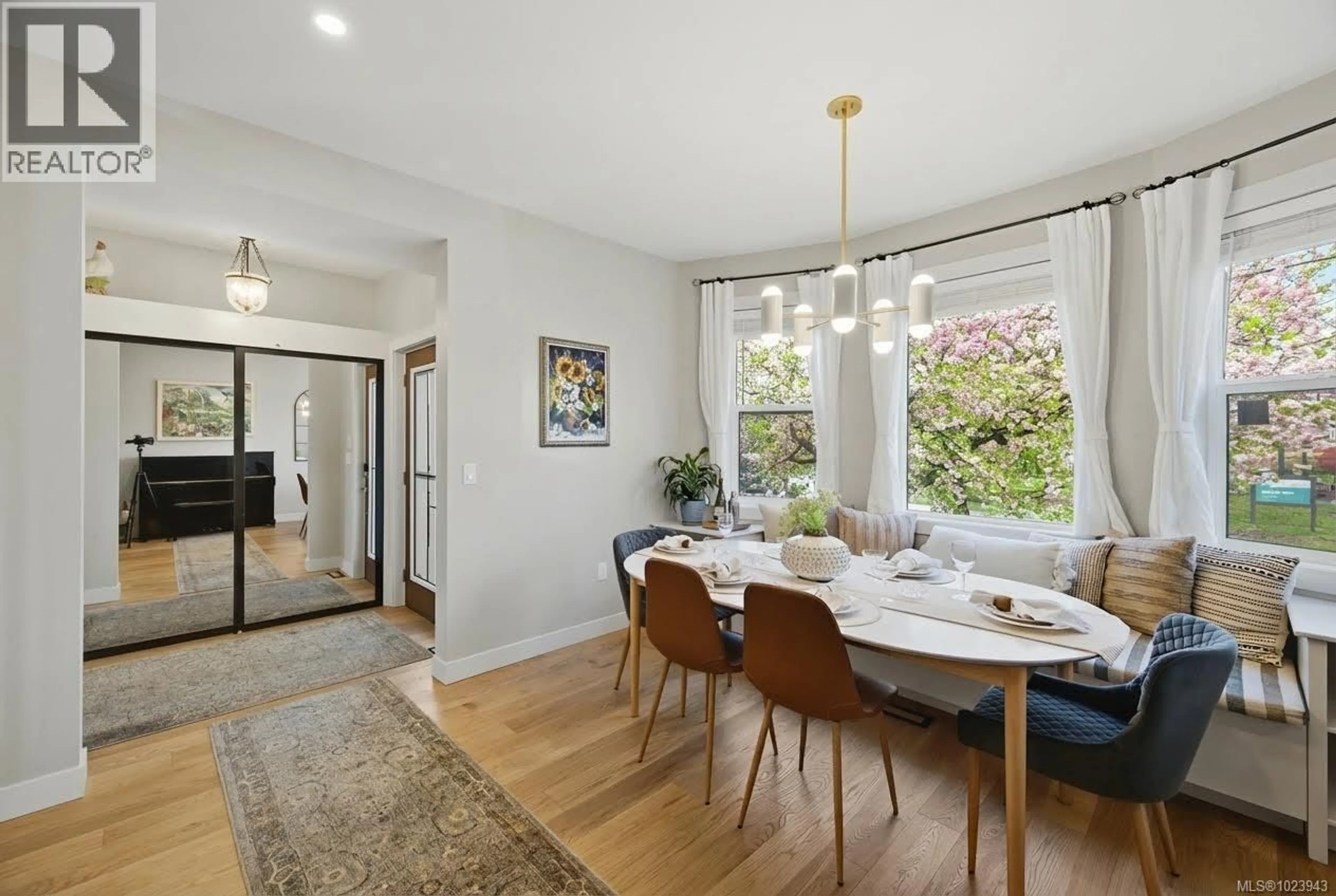 Dining room, unknown for 525 SUMAS STREET, Victoria British Columbia V8T4S4