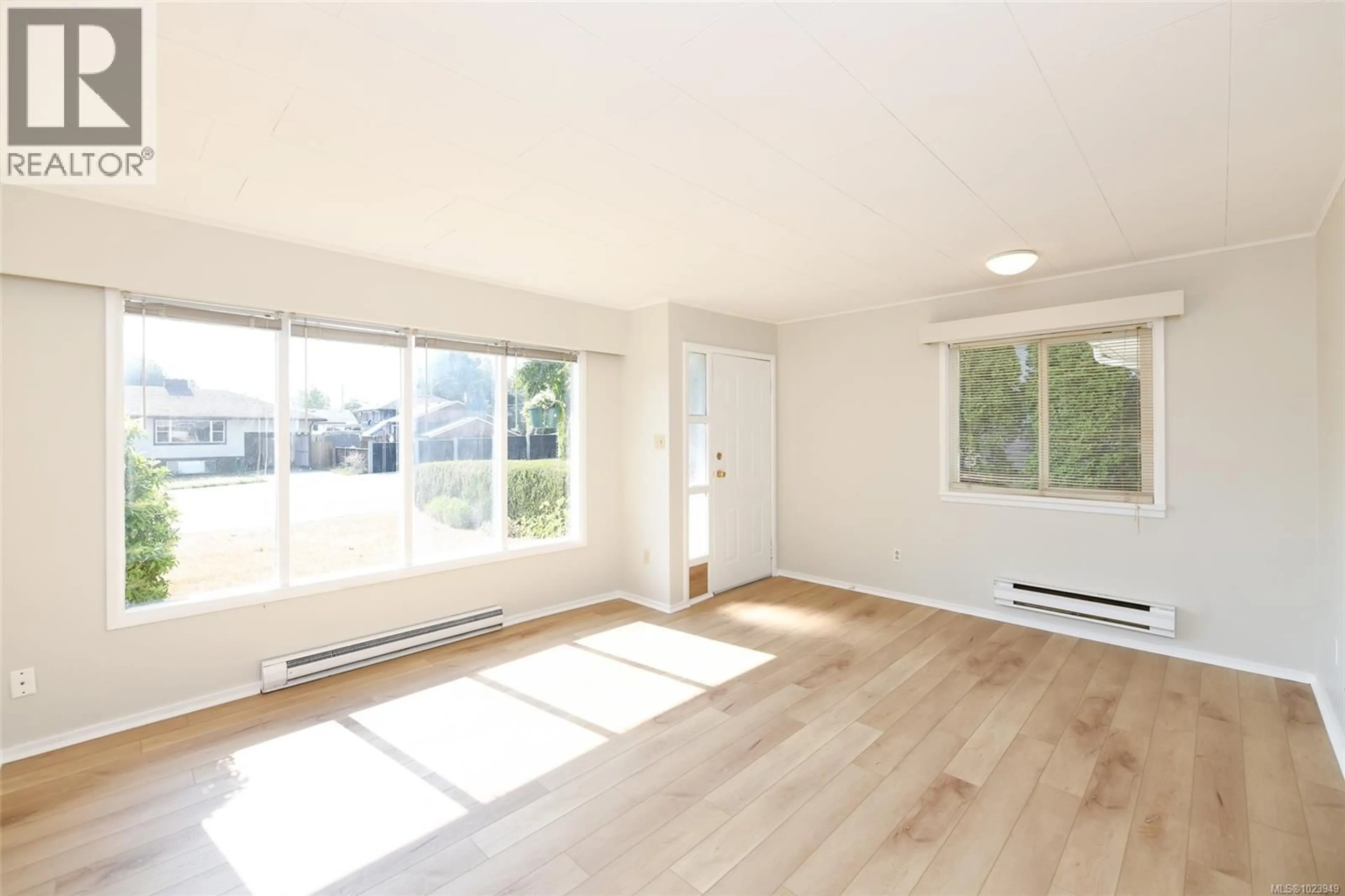 A pic of a room for 577 17TH STREET, Courtenay British Columbia V9N1Y9