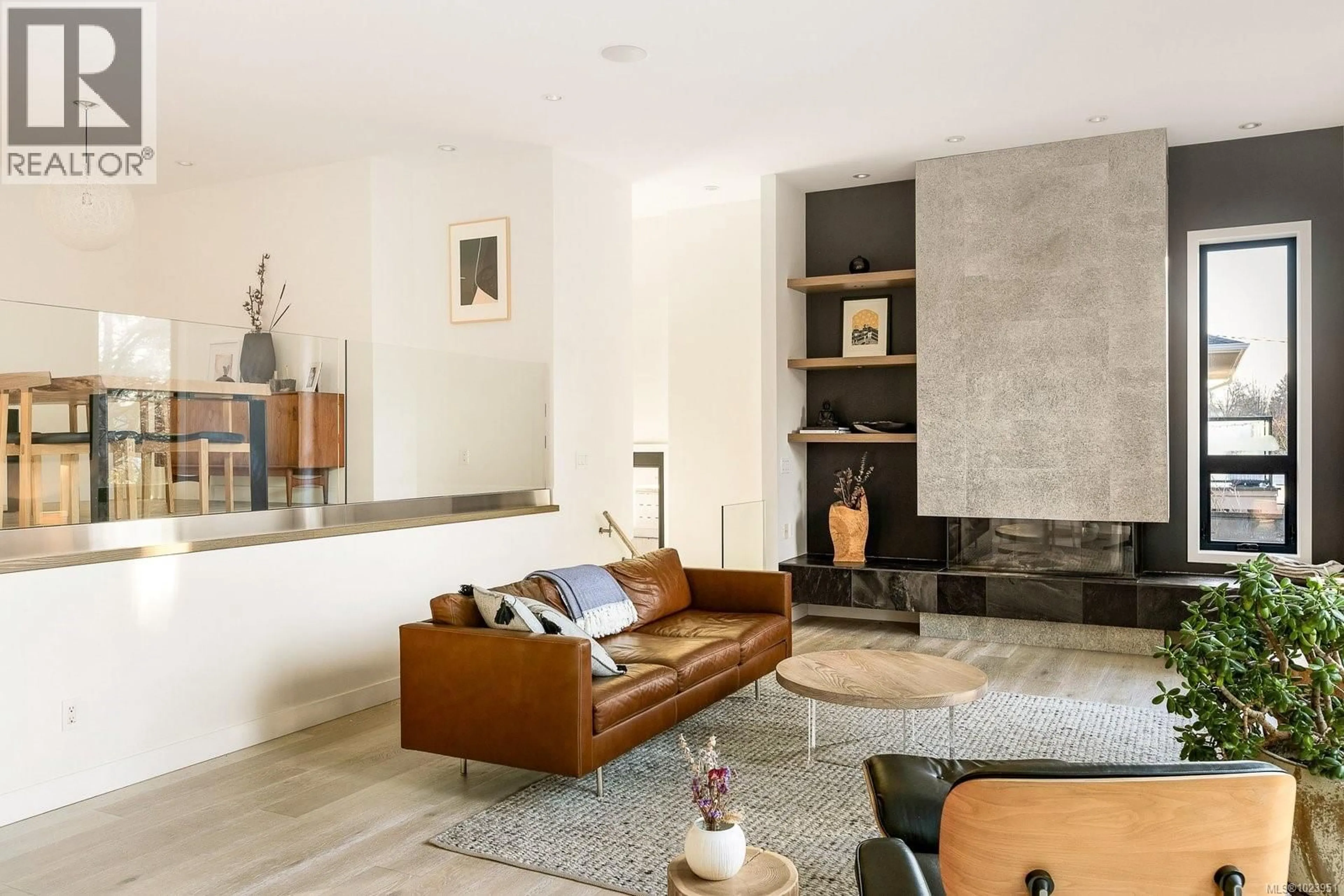 Living room with furniture, unknown for 2151 ALLENBY STREET, Oak Bay British Columbia V8R3C2