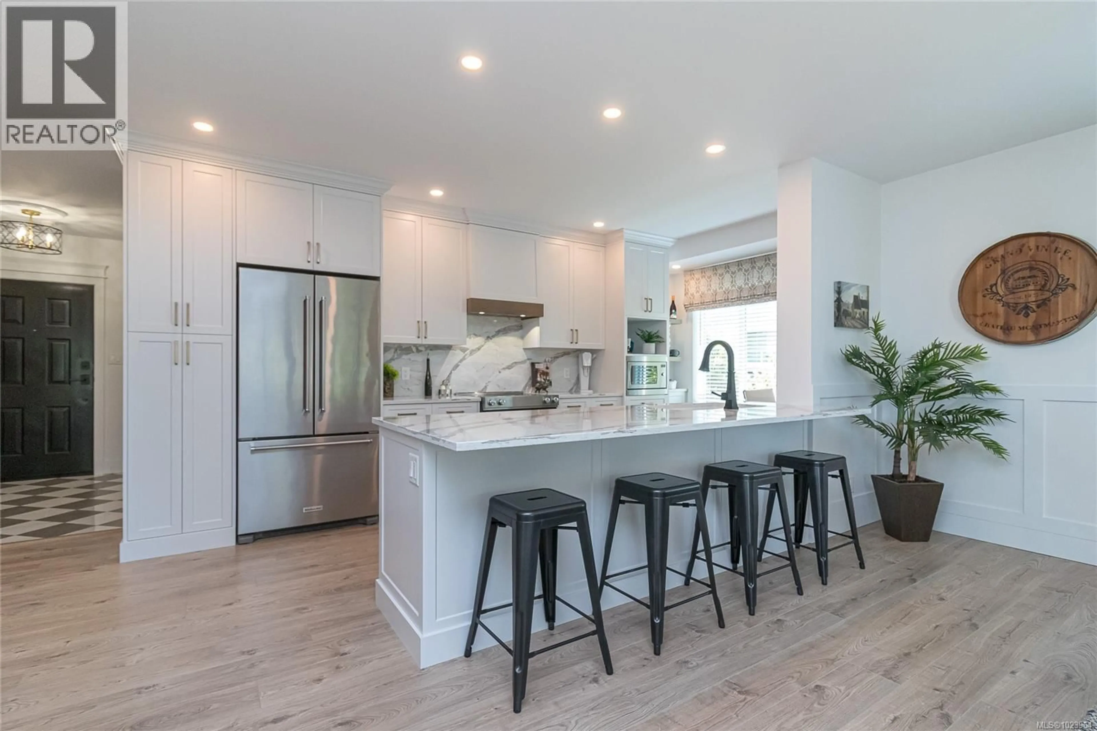Open concept kitchen, unknown for 516 - 50 SONGHEES ROAD, Victoria British Columbia V9A7J4