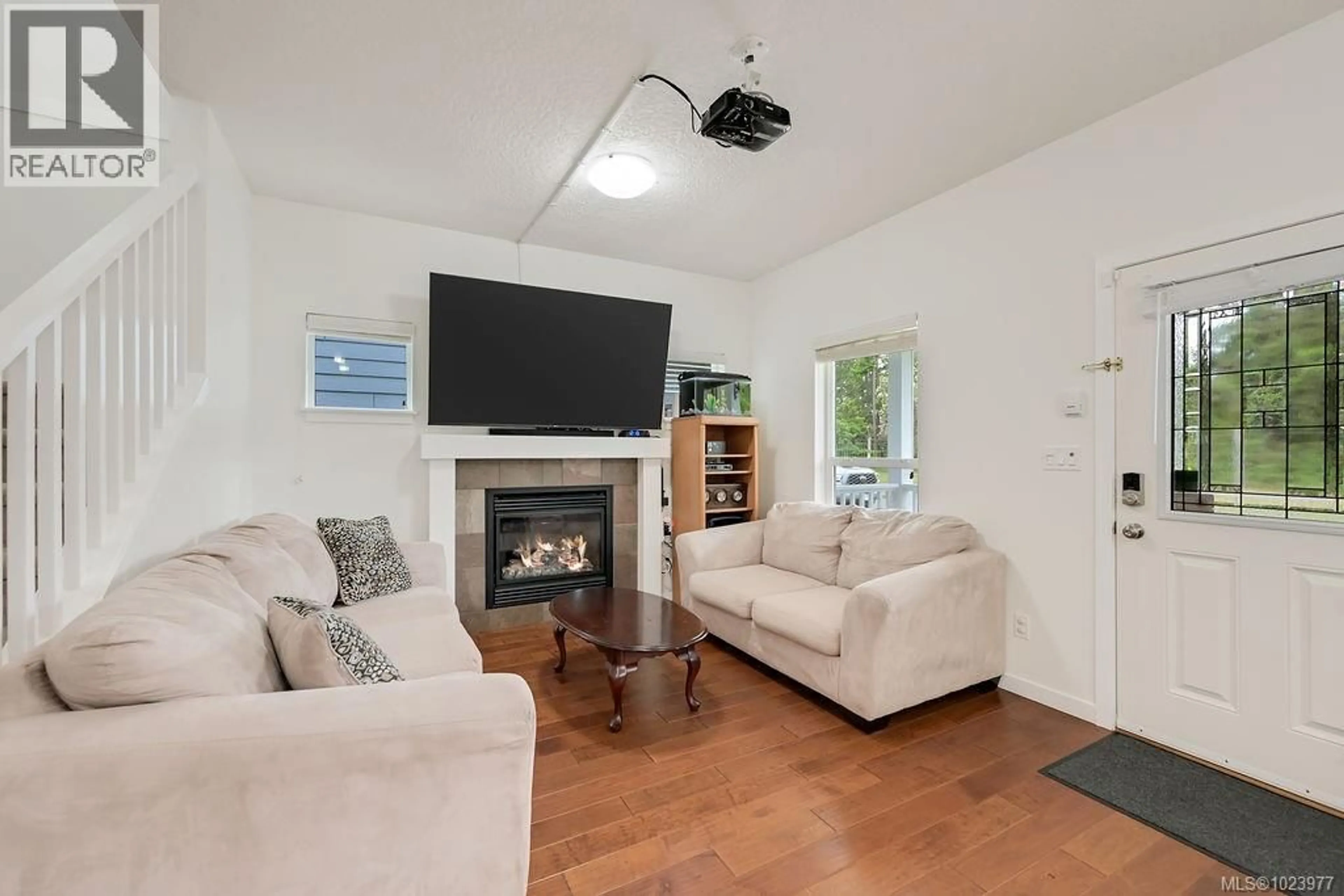 Living room with furniture, unknown for 3369 PIPER ROAD, Langford British Columbia V9C0G9