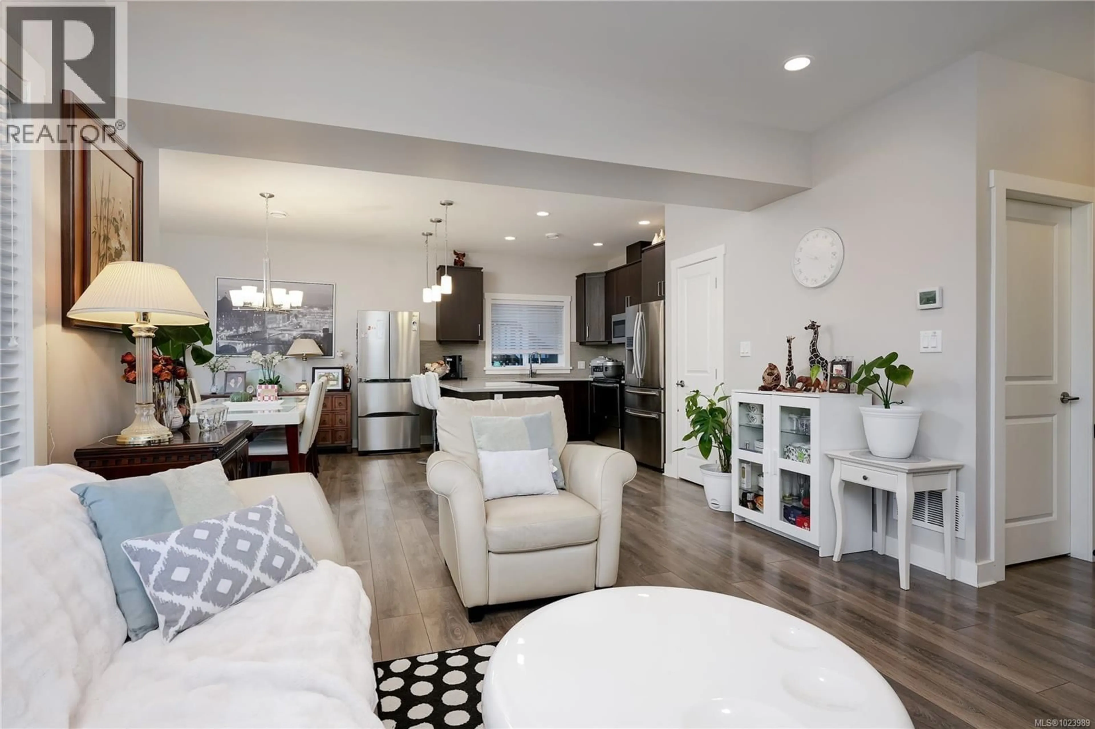 Living room with furniture, unknown for 1326 BOMBARDIER CRESCENT, Langford British Columbia V9B0R2