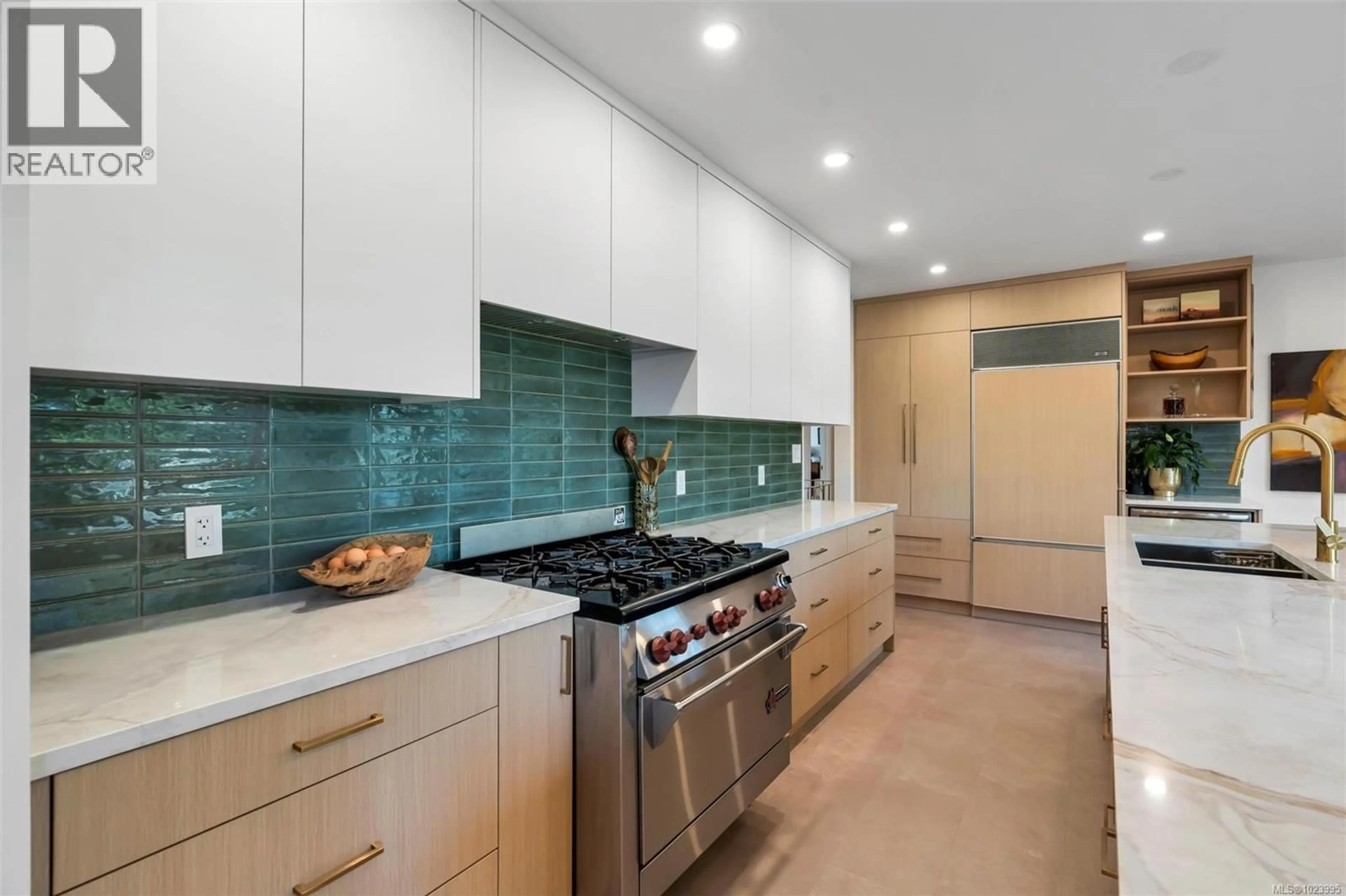 Contemporary kitchen, ceramic/tile floor for 3198 WOODBURN AVENUE, Oak Bay British Columbia V8P5B7