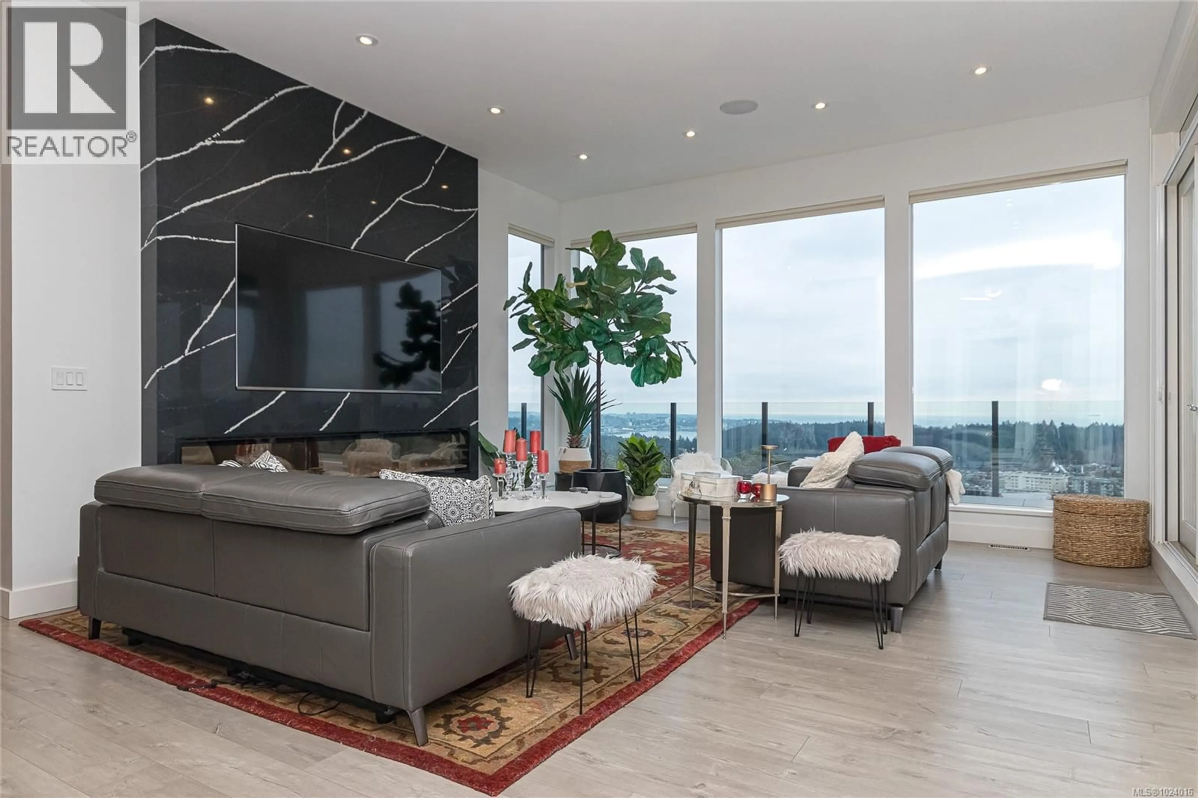 Living room with furniture, unknown for 2713 GOLDSTONE HEIGHTS, Langford British Columbia V9B0A9