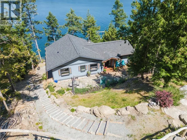 659 WILKS ROAD, Mayne Island 3