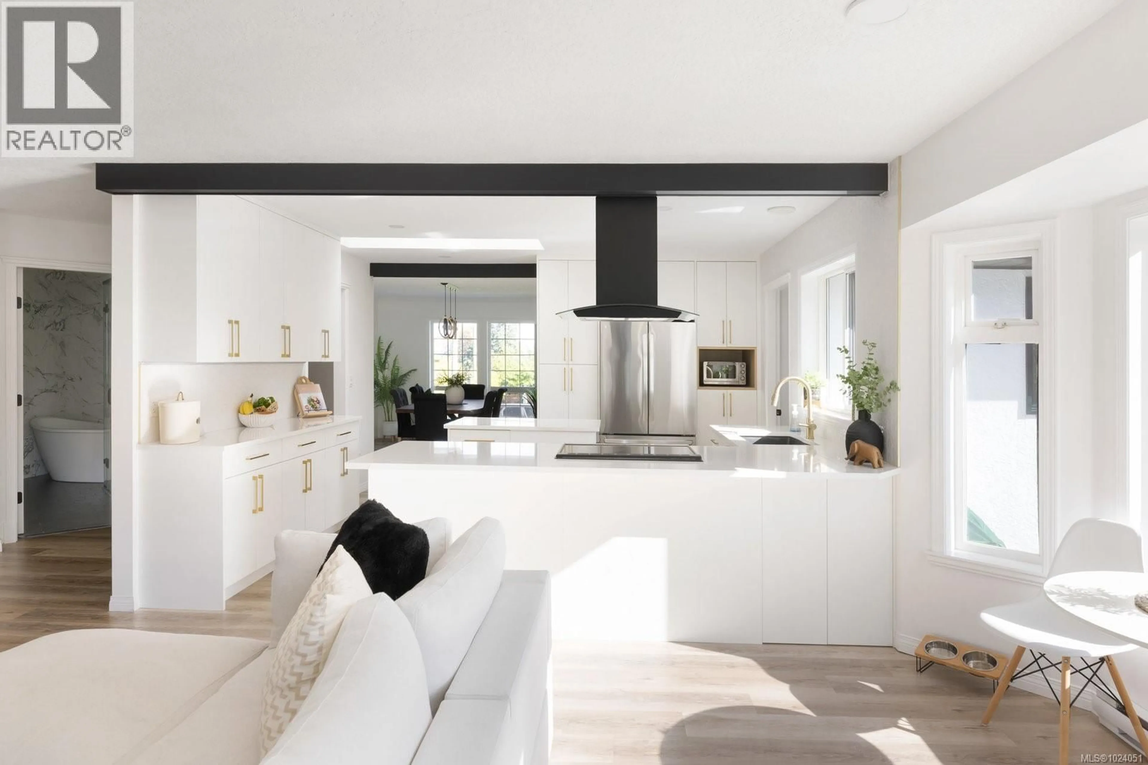 Open concept kitchen, ceramic/tile floor for 2545 NEWMAN ROAD, Central Saanich British Columbia V8M1V1