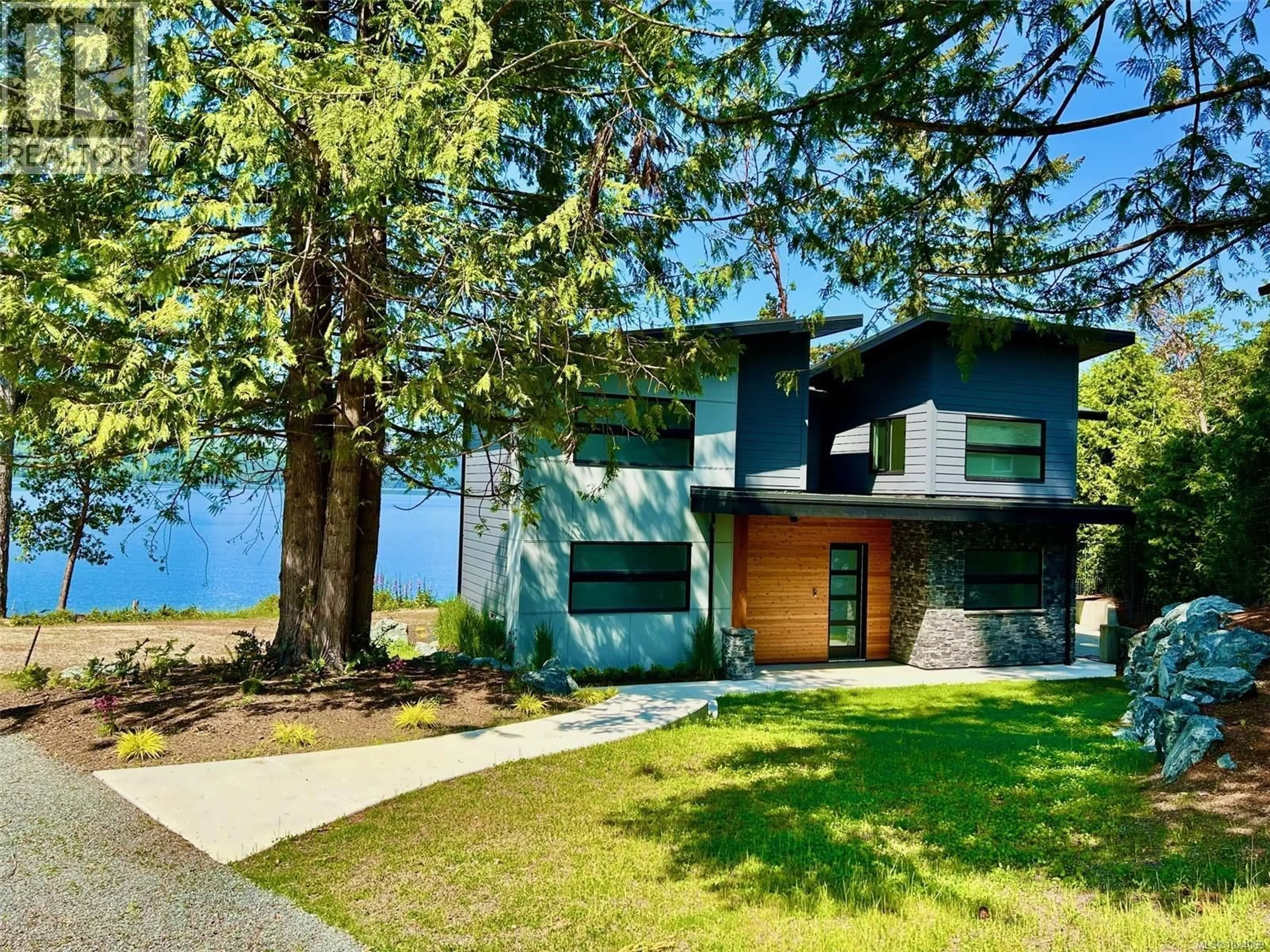 Home with vinyl exterior material, water/lake/river/ocean view for 8394 SA-SEEN-OS ROAD, Youbou British Columbia V0R3E1