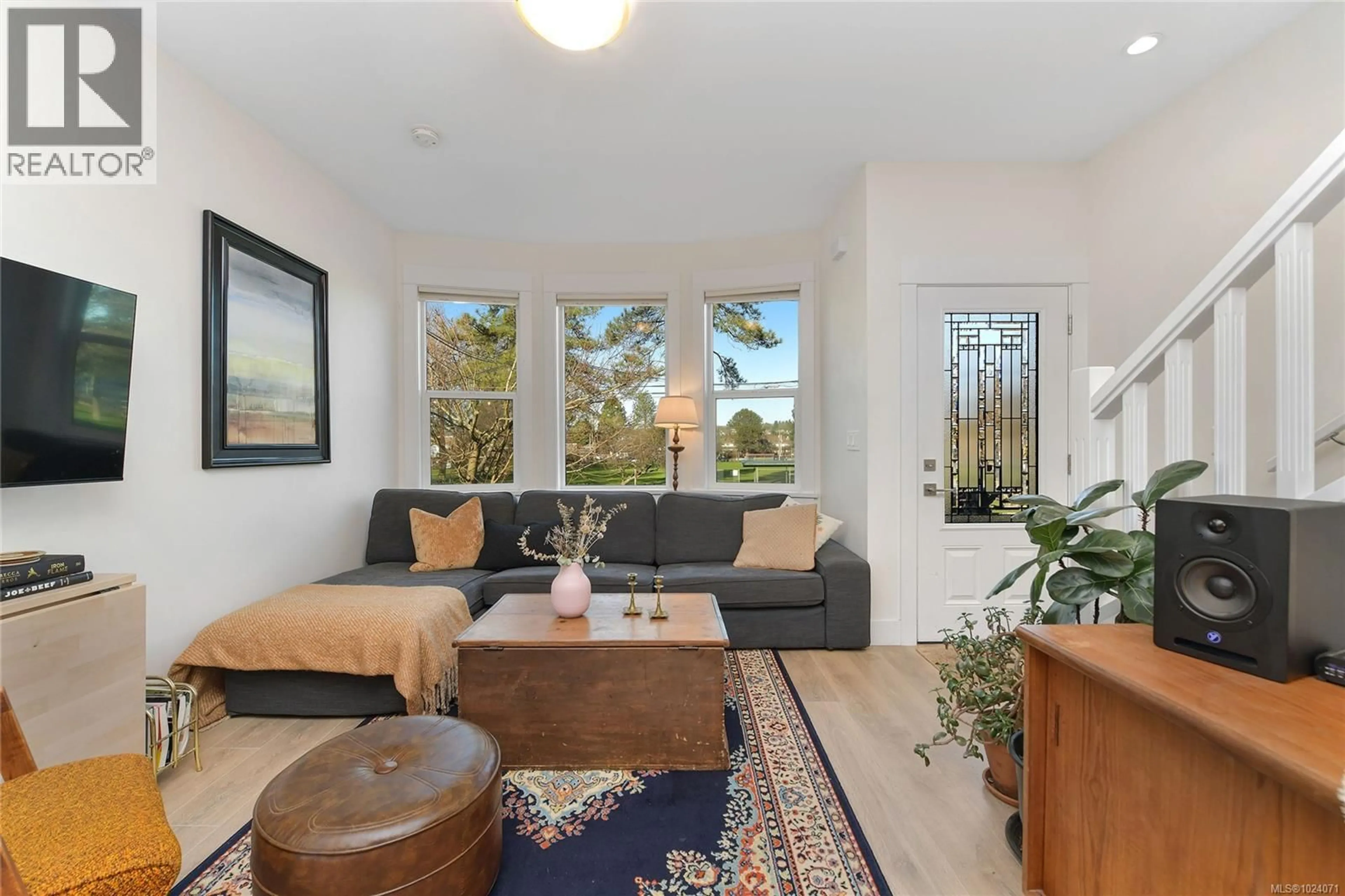 Living room with furniture, unknown for 3 - 945 PEMBROKE STREET, Victoria British Columbia V8T1J1