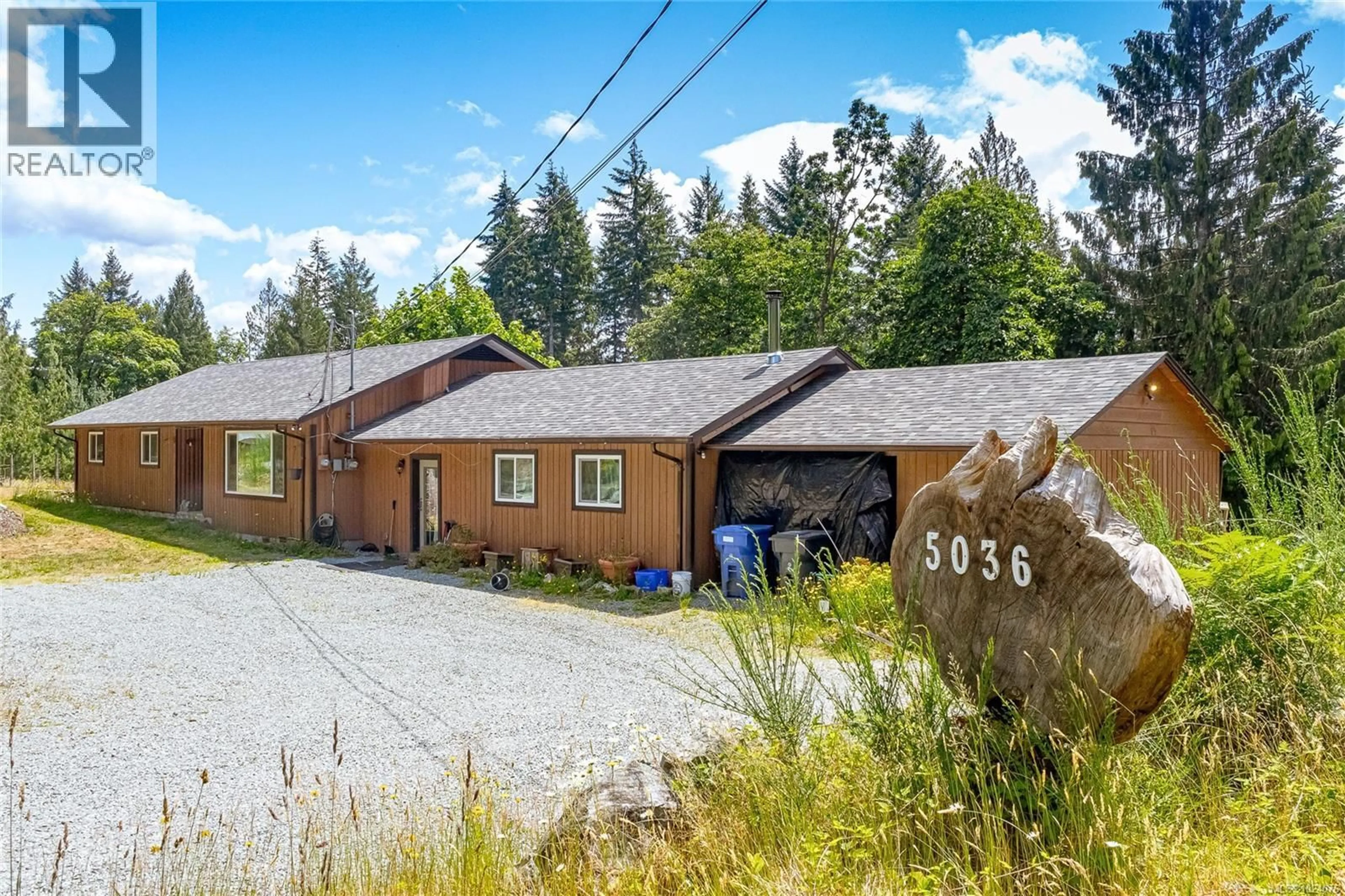 A pic from outside/outdoor area/front of a property/back of a property/a pic from drone, unknown for 5036 CULVERTON ROAD, Duncan British Columbia V9L6H4