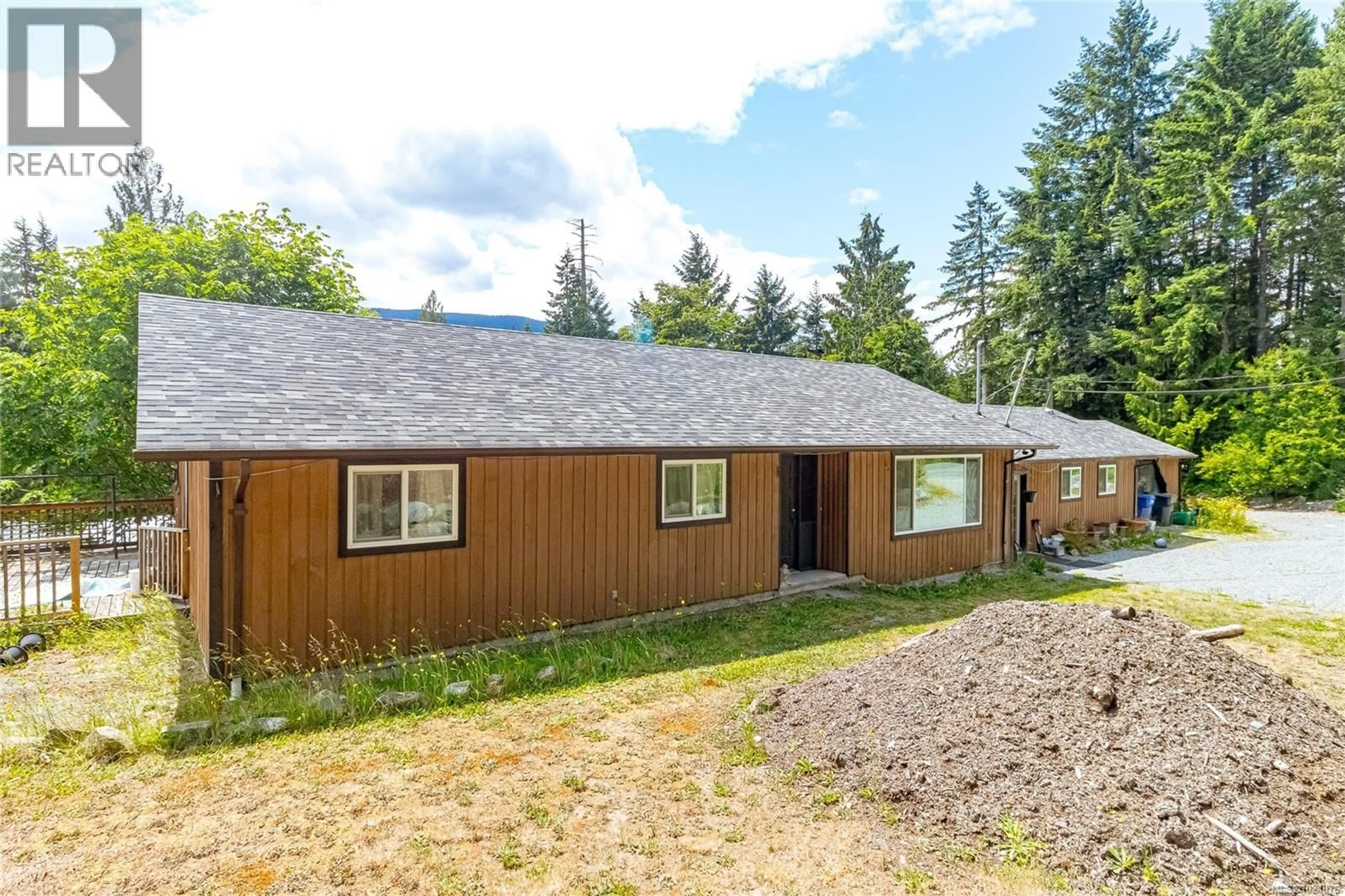 A pic from outside/outdoor area/front of a property/back of a property/a pic from drone, unknown for 5036 CULVERTON ROAD, Duncan British Columbia V9L6H4