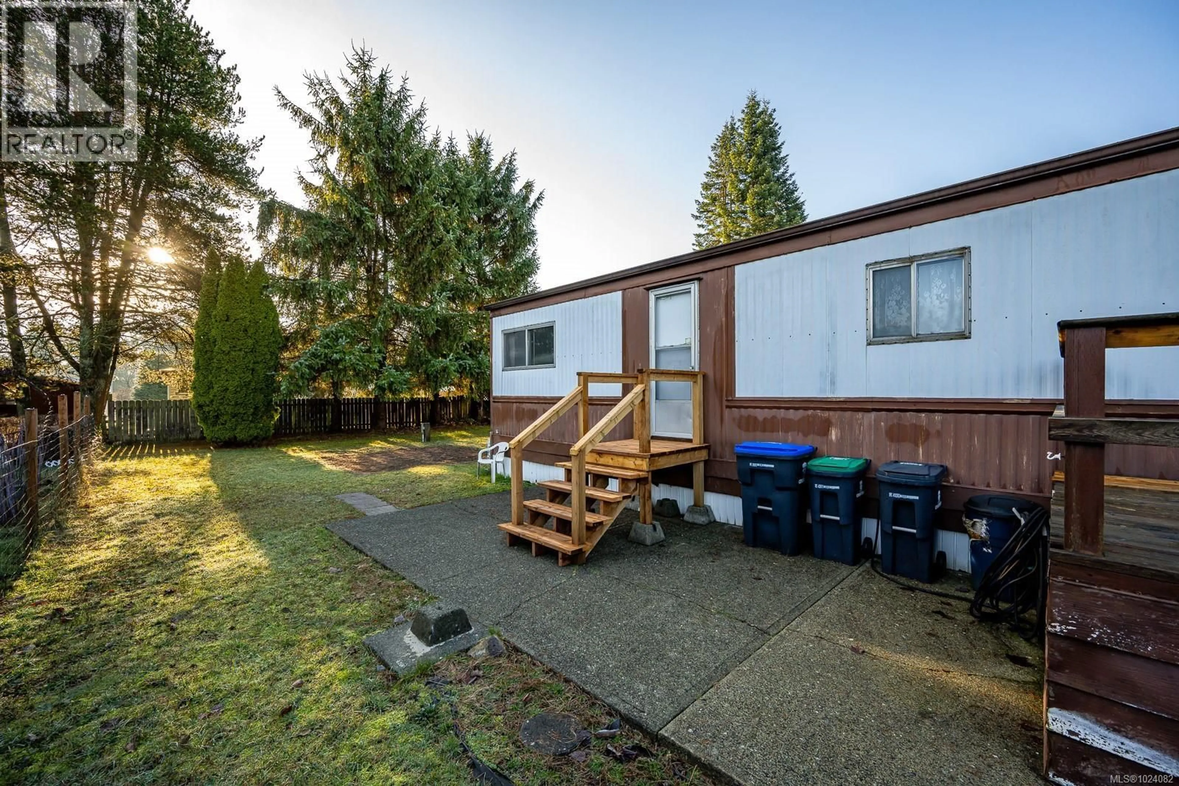 Unknown for 33 - 390 COWICHAN AVENUE, Courtenay British Columbia V9N7T4