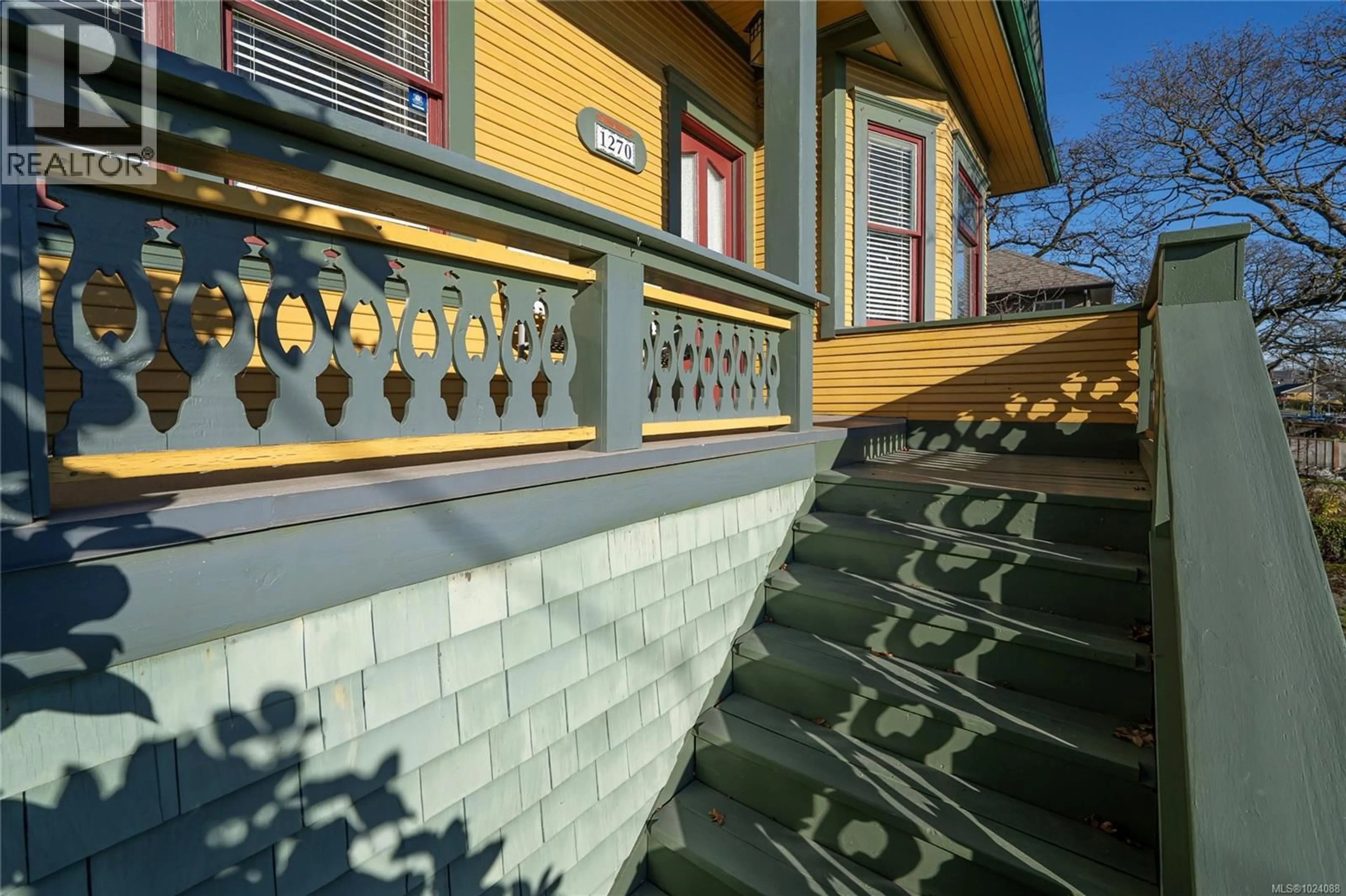 Unknown for 1270 VISTA HEIGHTS, Victoria British Columbia V8T2H8