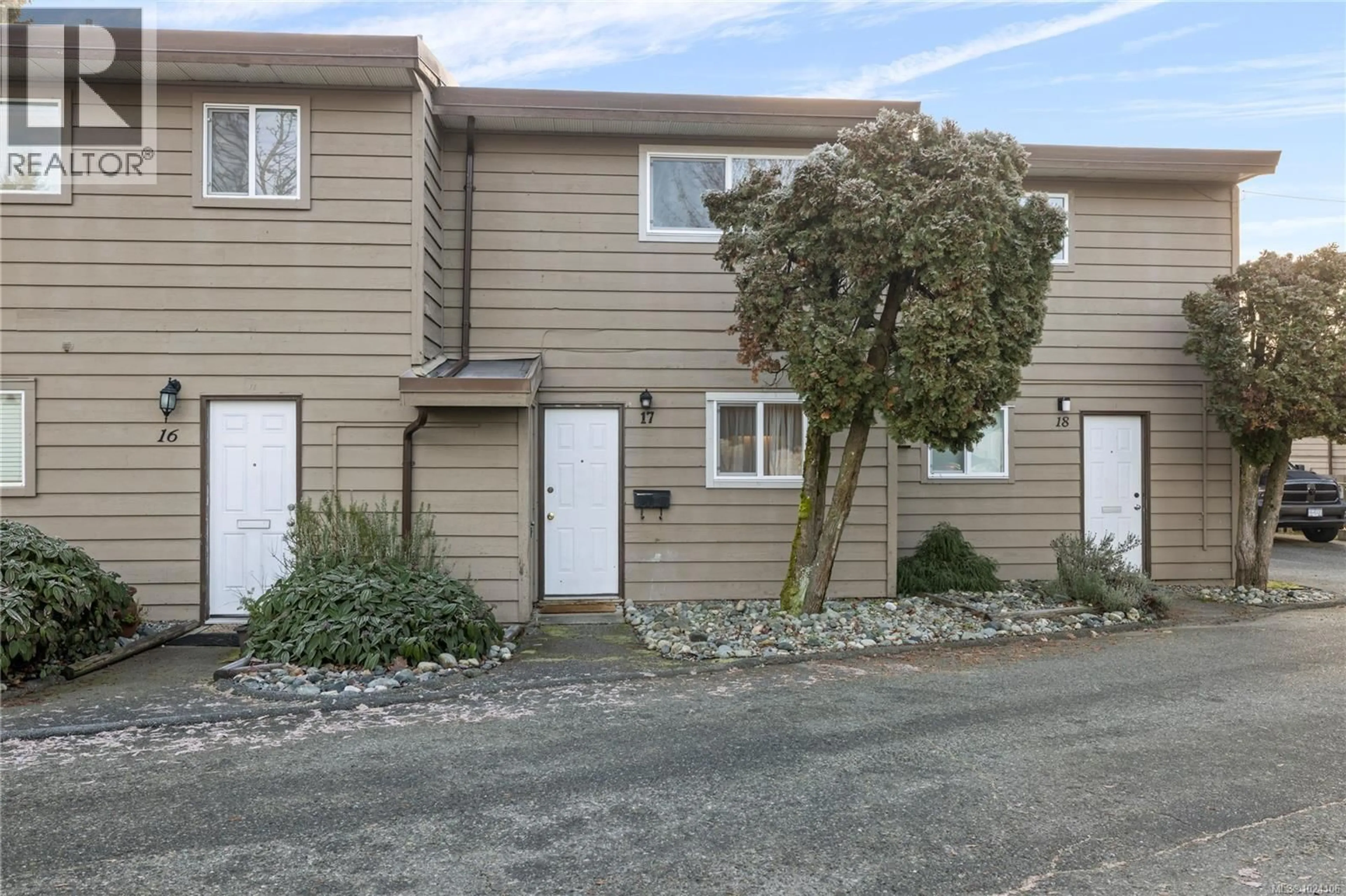 Unknown for 17 - 25 PRYDE AVENUE, Nanaimo British Columbia V9S4R5