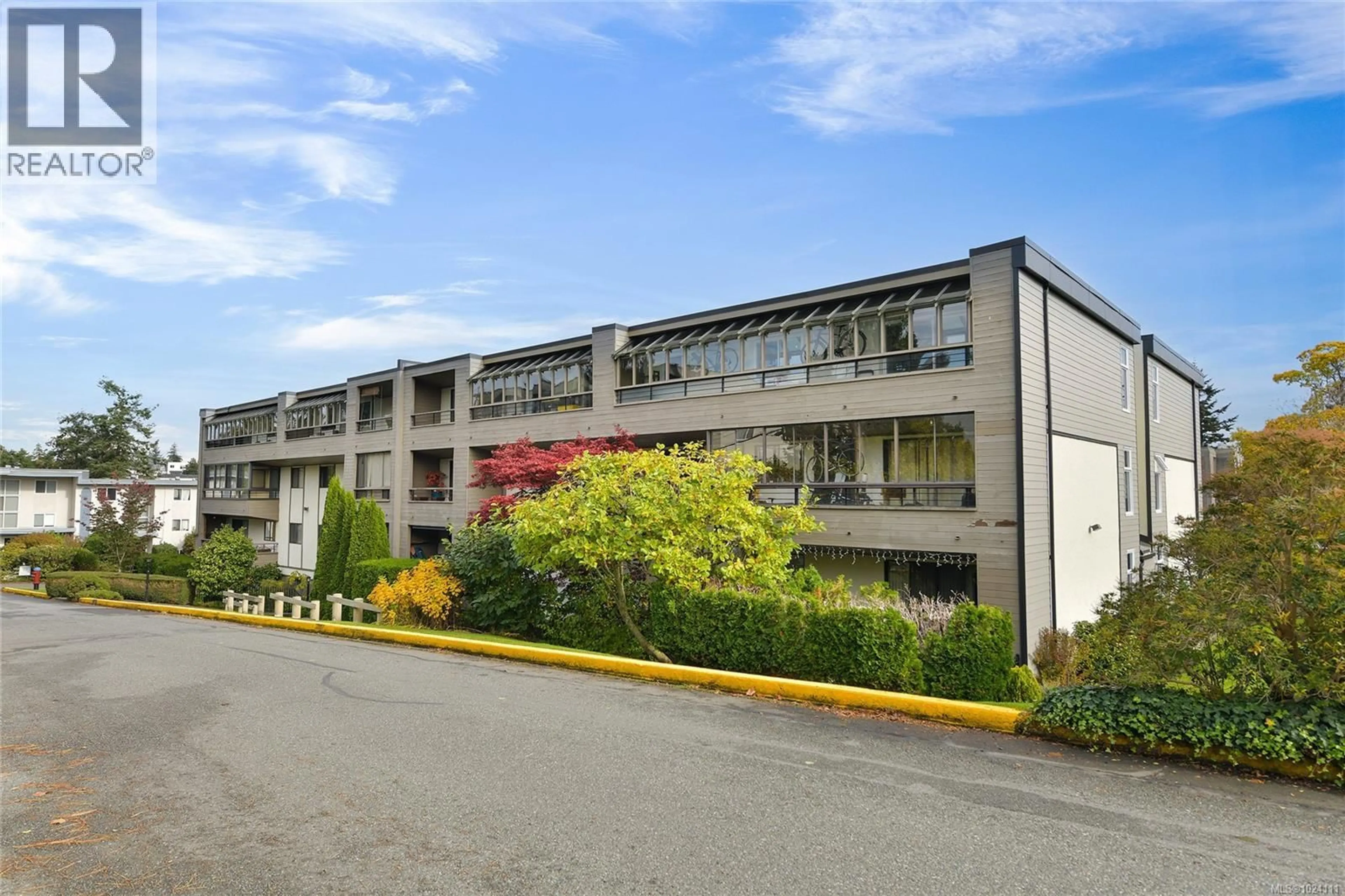 Patio, unknown for 208 - 955 DINGLEY DELL, Esquimalt British Columbia V9A5R6