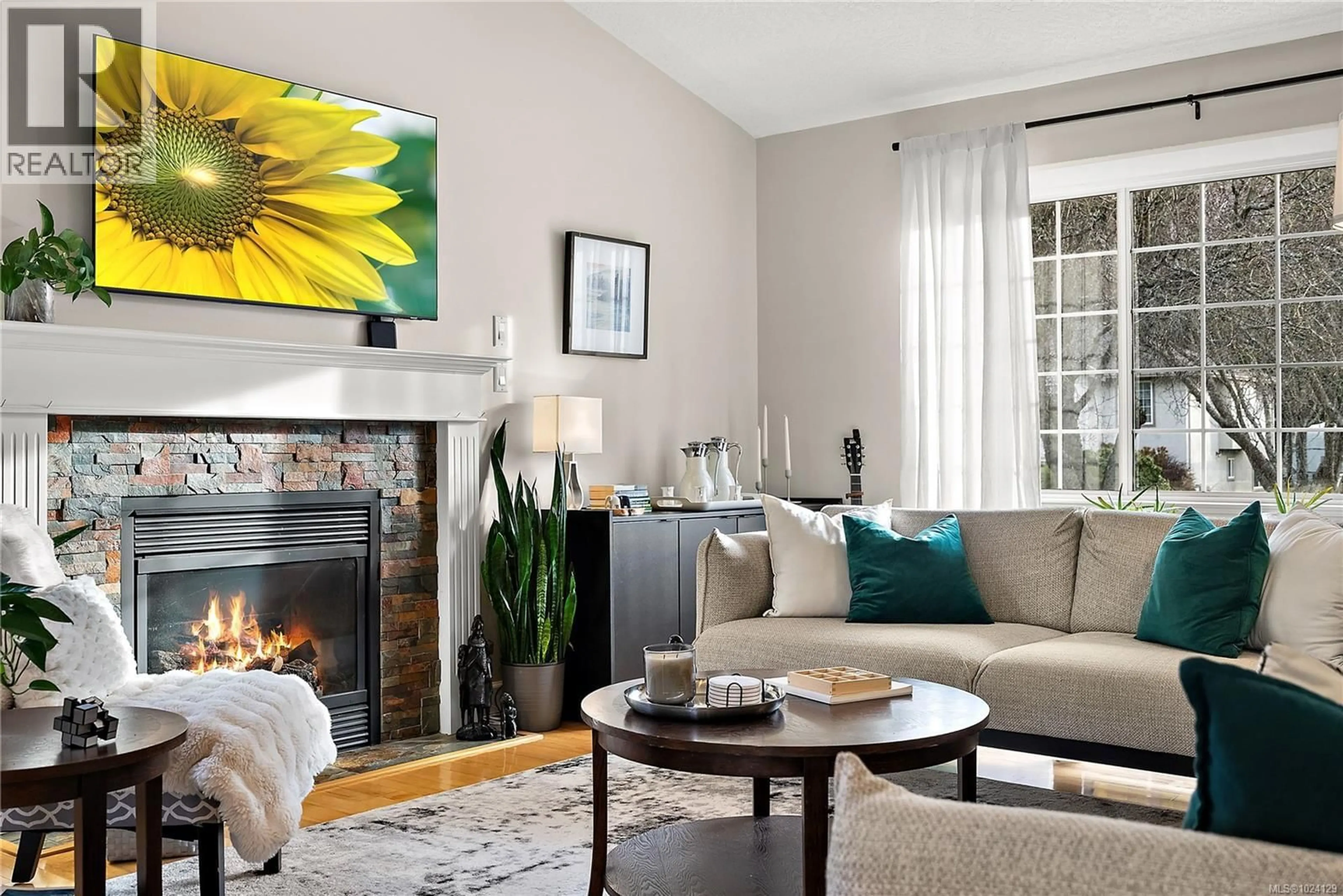 Living room with furniture, unknown for 3574 KELLY DAWN PLACE, Langford British Columbia V9C4J1