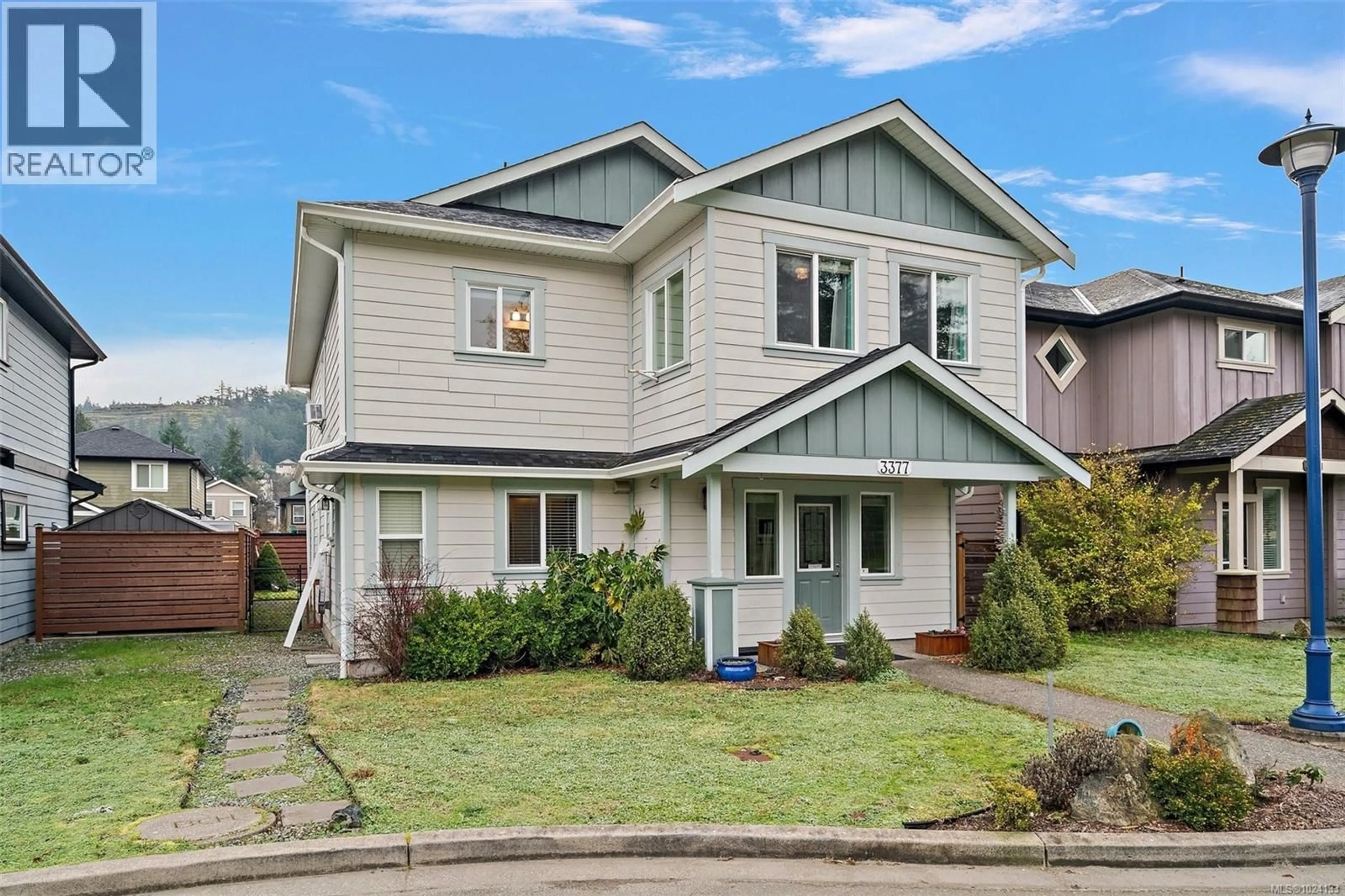 Home with vinyl exterior material, street for 3377 PIPER ROAD, Langford British Columbia V9C0G9