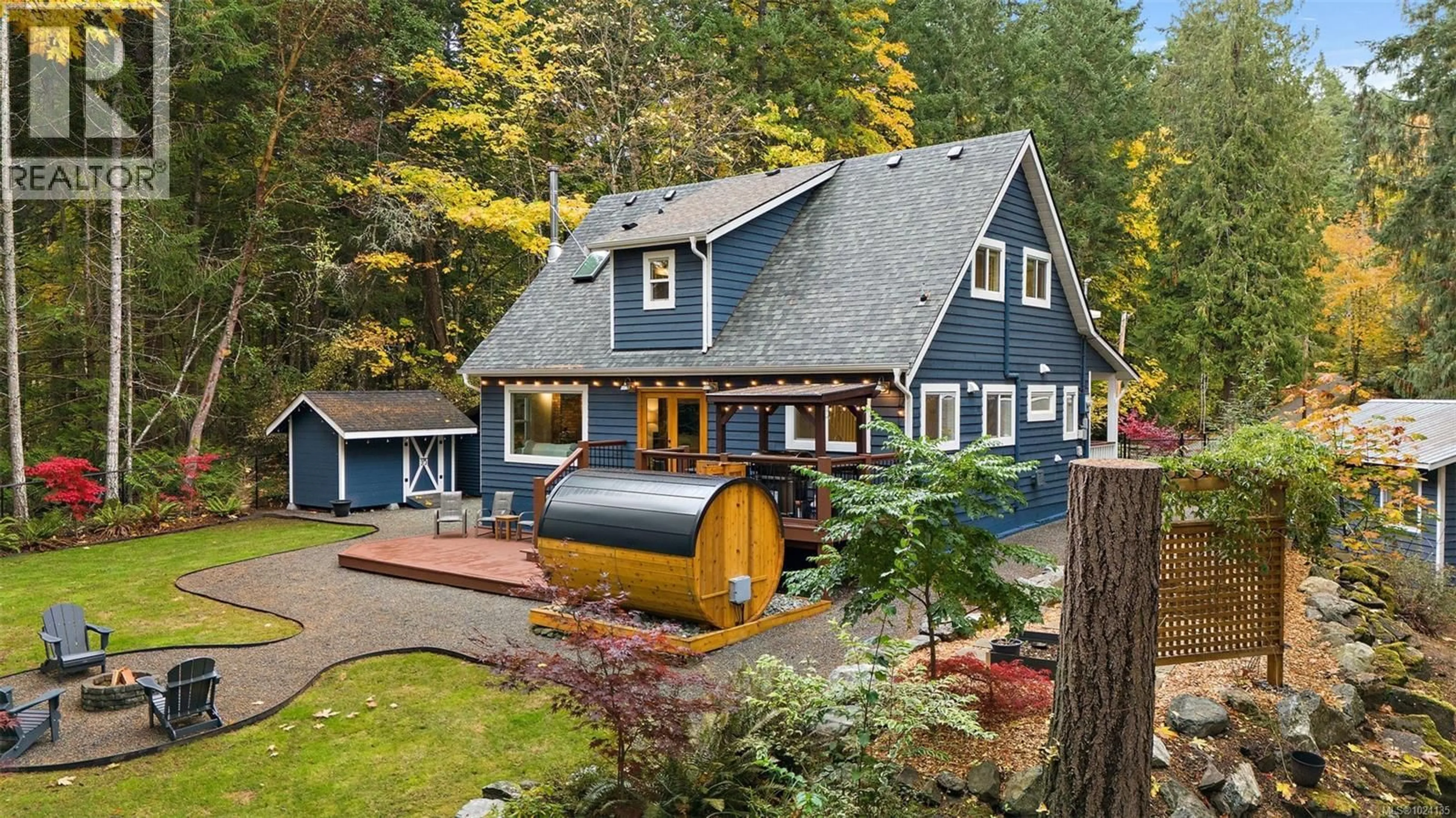 Home with vinyl exterior material, unknown for 1409 HILLGROVE ROAD, North Saanich British Columbia V8L5K6