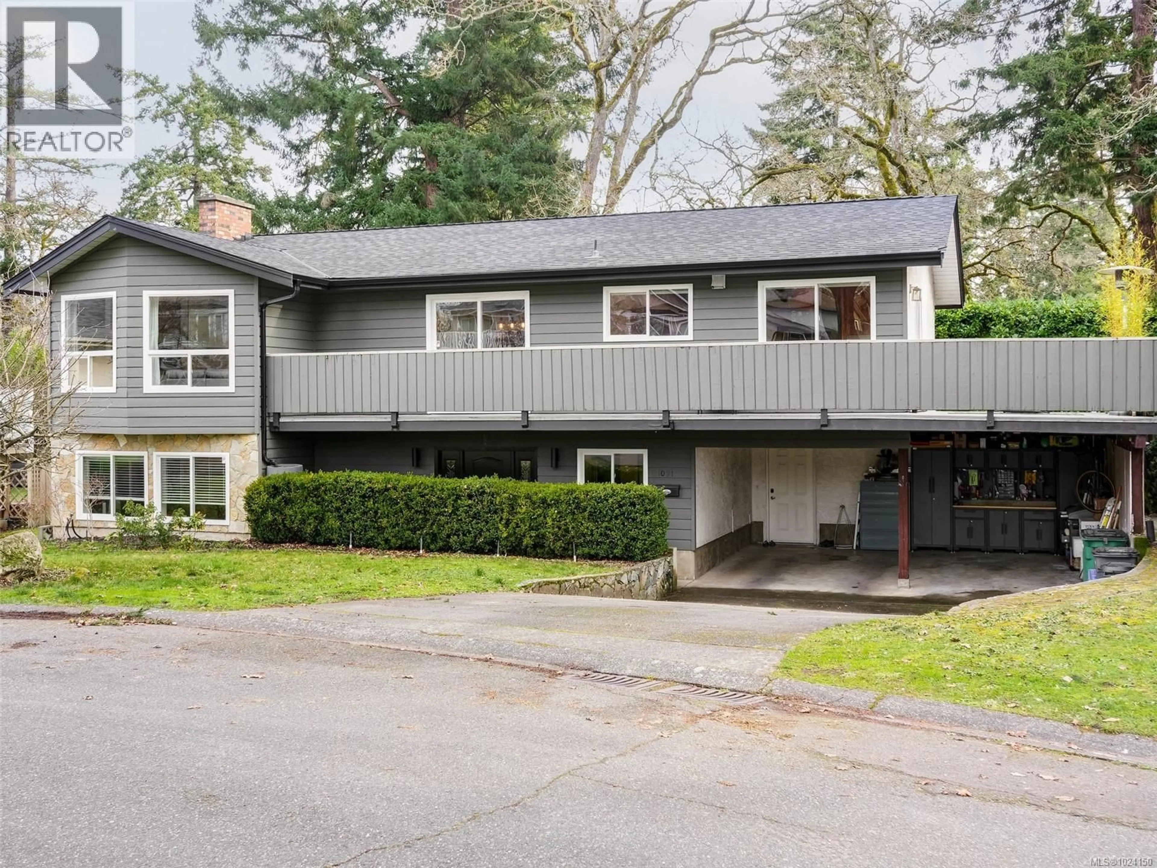 Unknown for 1091 BALDWIN PLACE, Saanich British Columbia V8X4G9