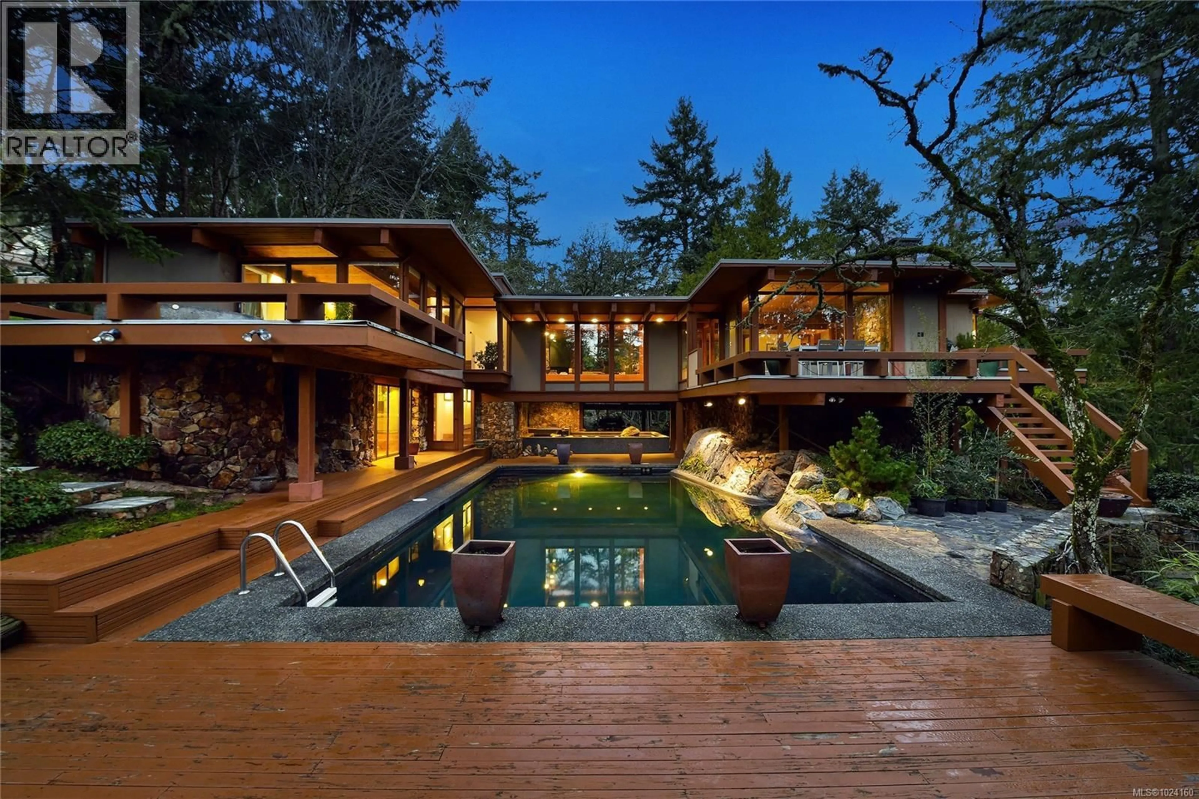 Unknown for 4662 AMBLEWOOD DRIVE, Saanich British Columbia V8Y1C2