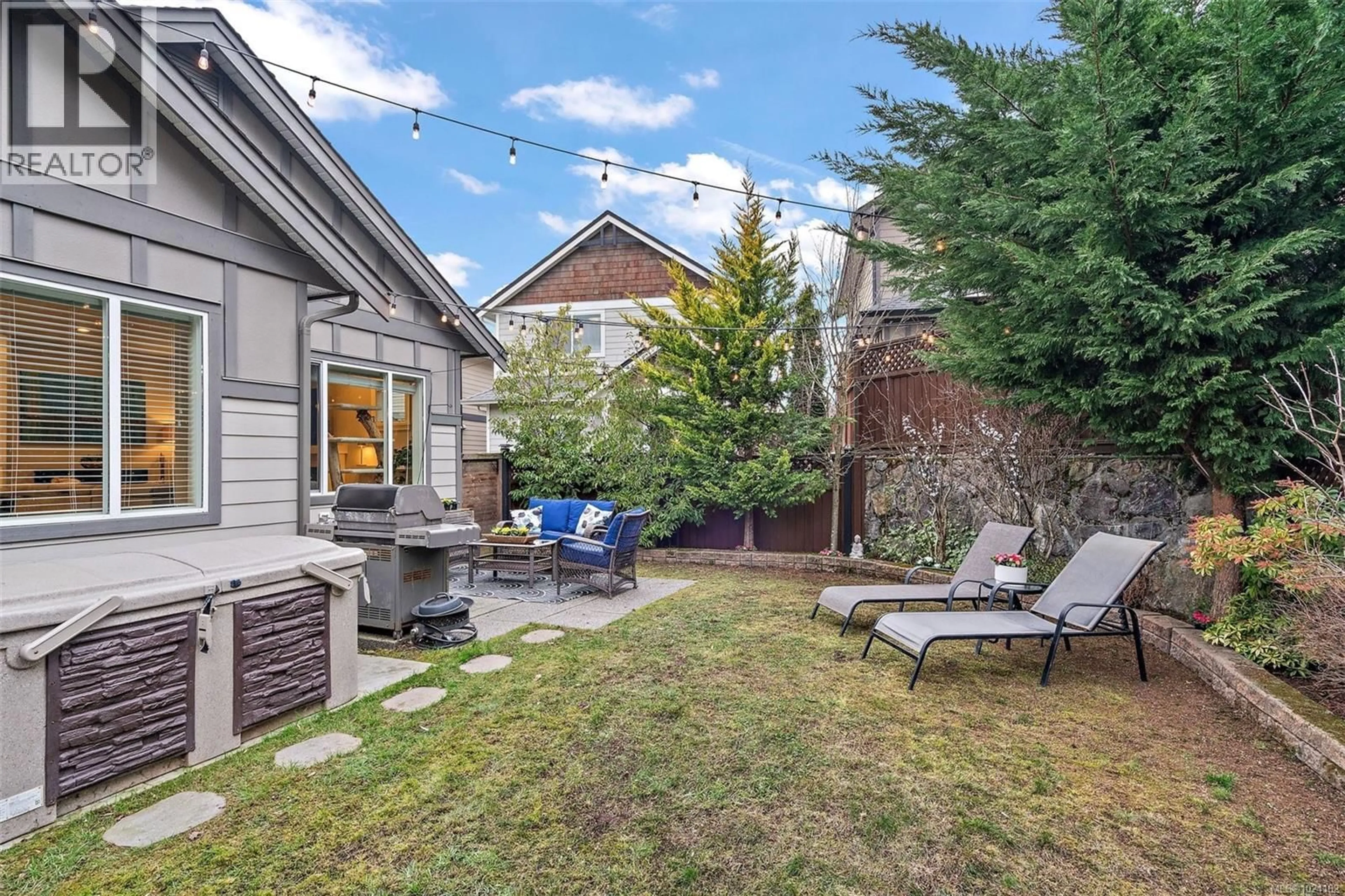 Patio, street for 3047 ALOUETTE DRIVE, Langford British Columbia V9B0M7