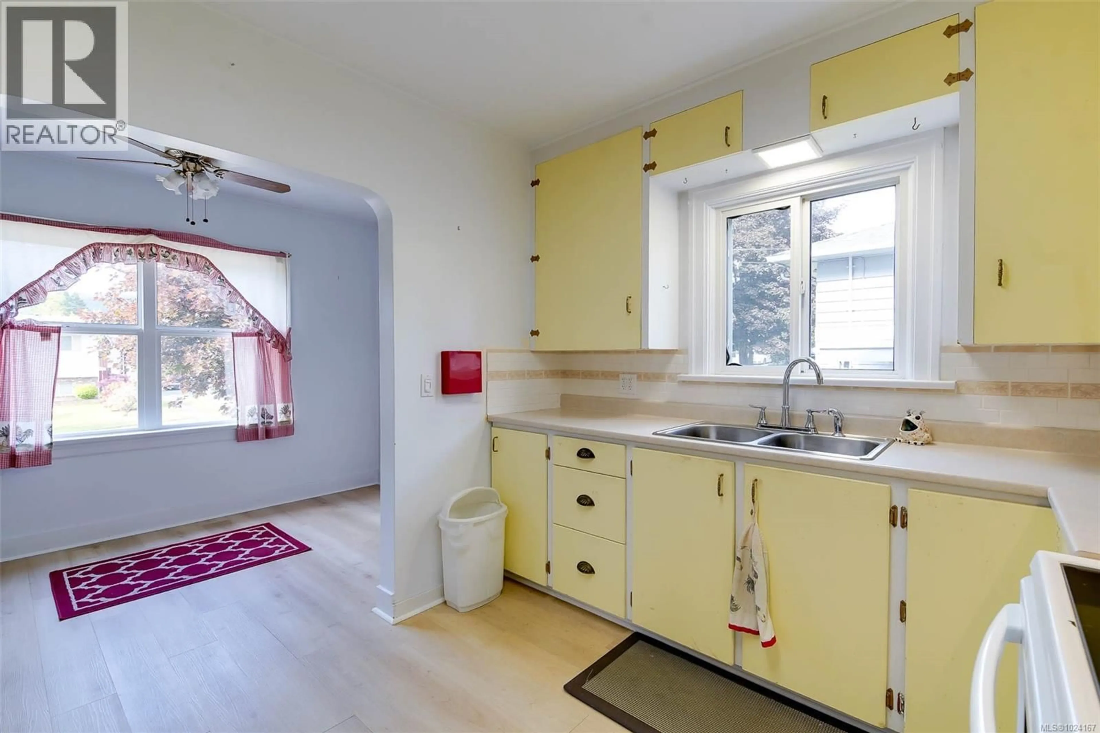 Standard kitchen, unknown for 4372 PRINCESS STREET, Port Alberni British Columbia V9Y5R1