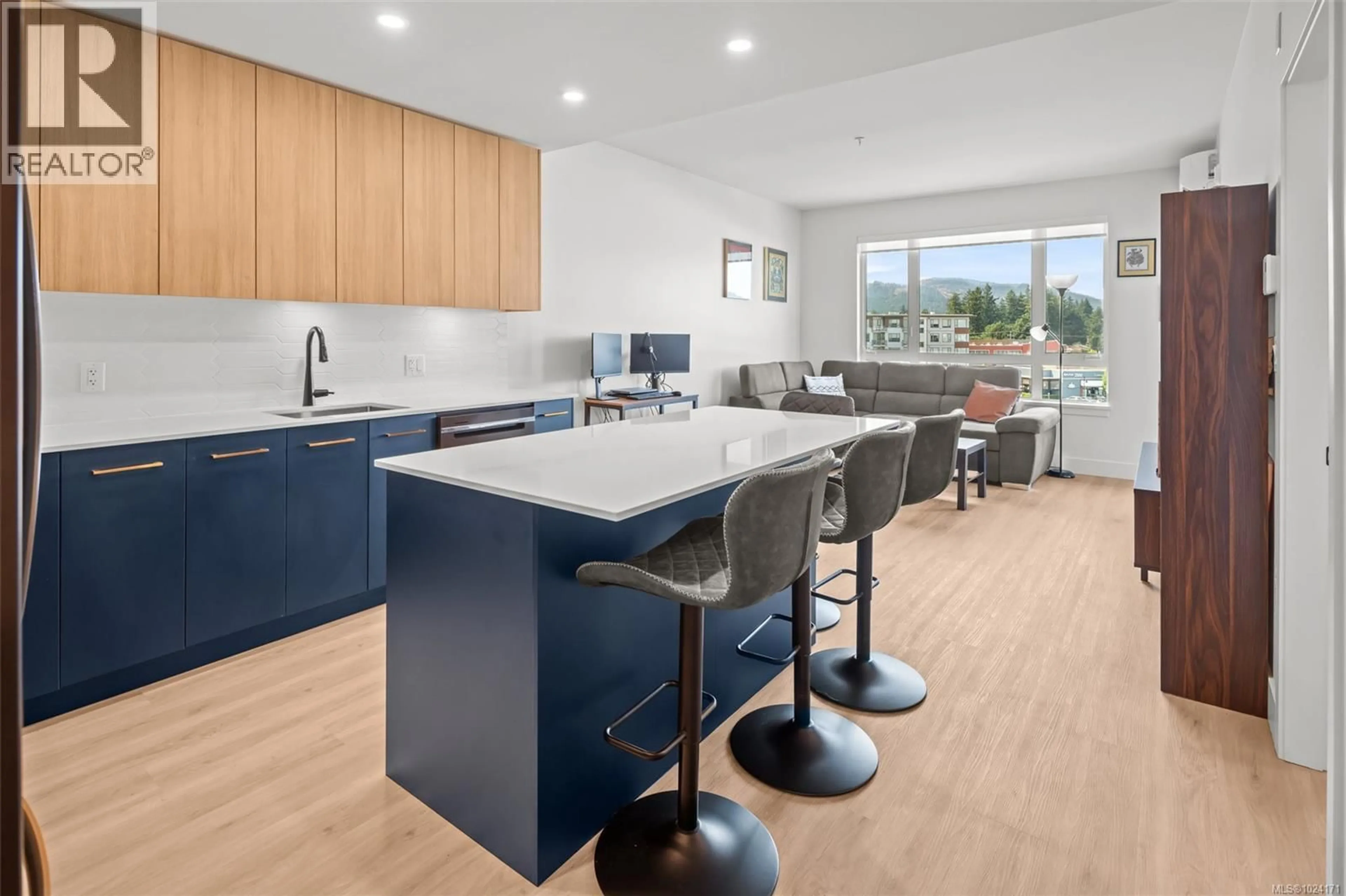 Open concept kitchen, unknown for 530 - 920 REUNION AVENUE, Langford British Columbia V9B3Y7