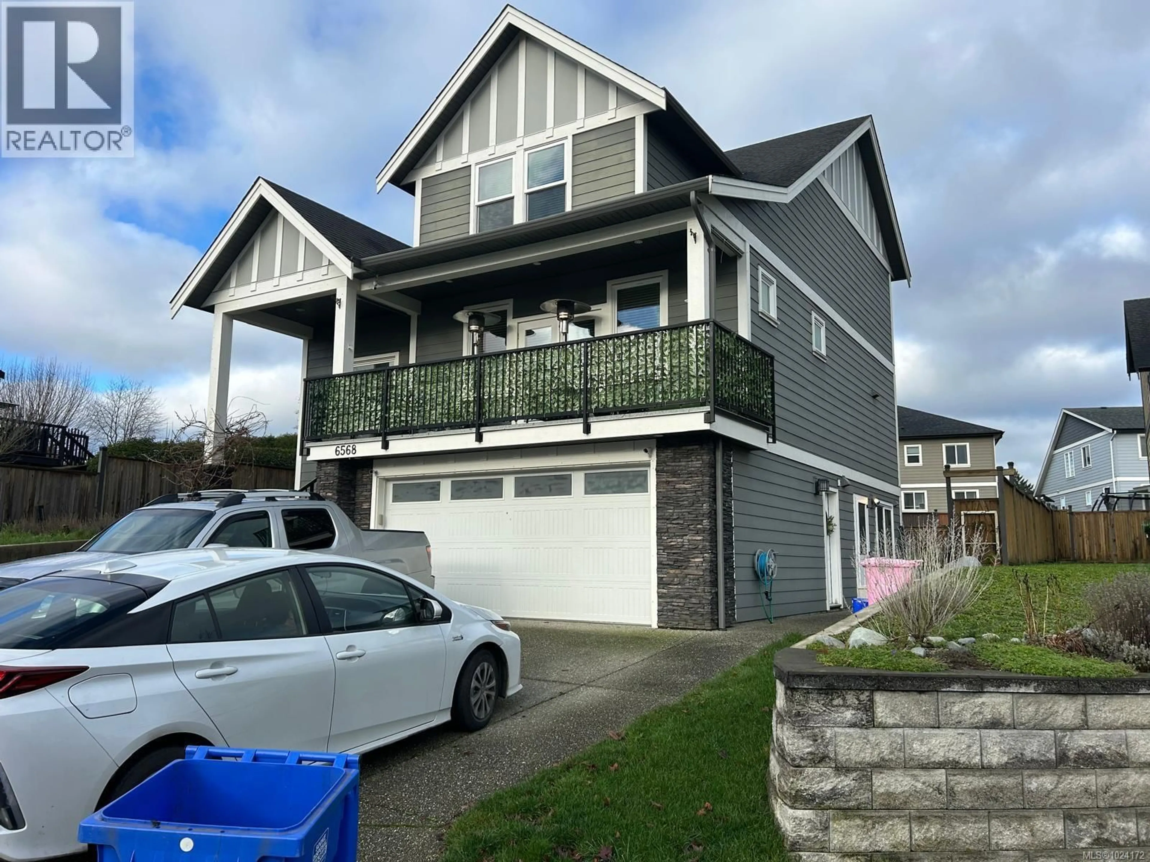 Home with vinyl exterior material, street for 6568 FELDERHOF ROAD, Sooke British Columbia V9Z0V8