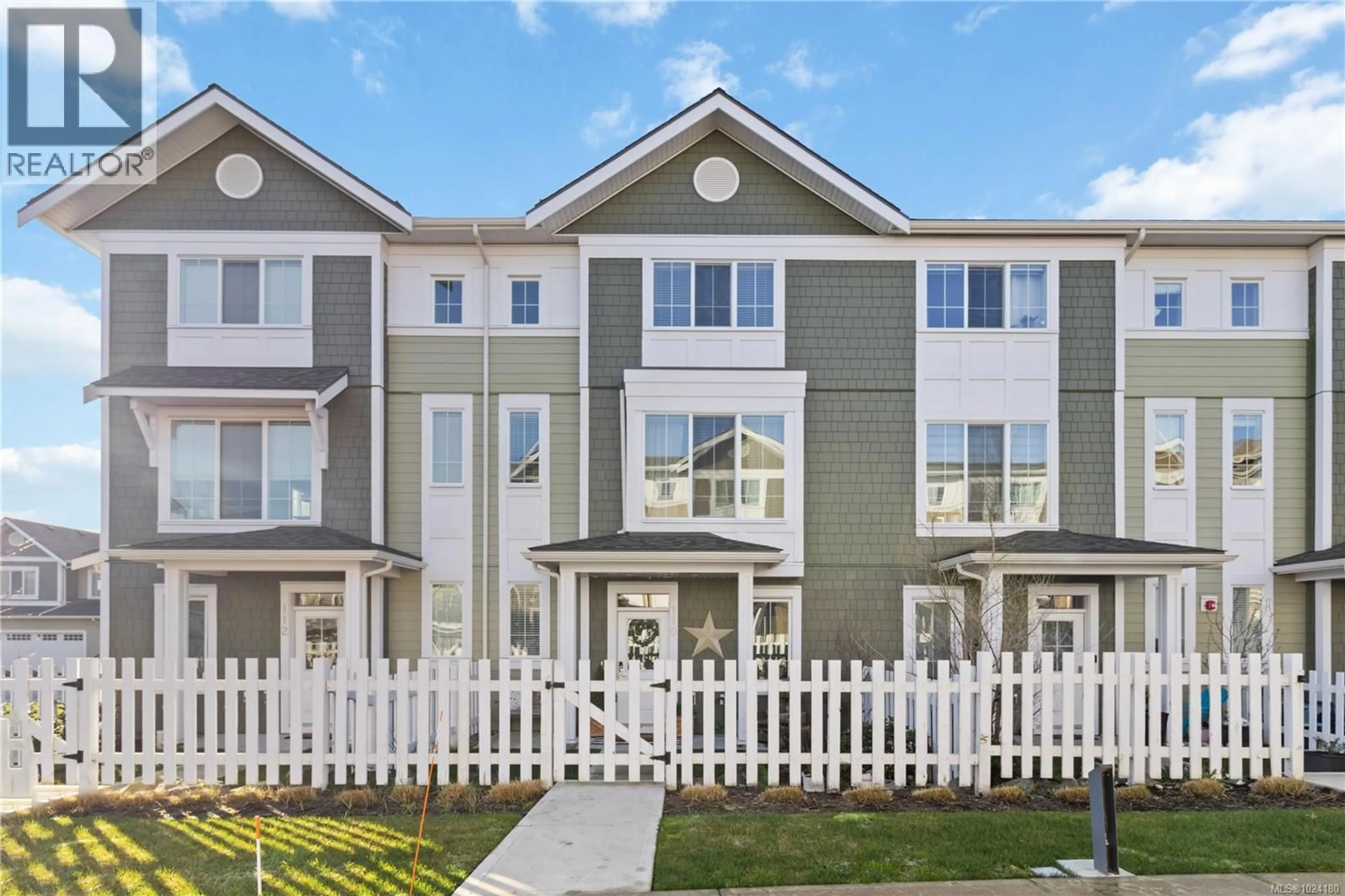 Home with vinyl exterior material, street for 110 - 3501 DUNLIN STREET, Colwood British Columbia V9C0P7