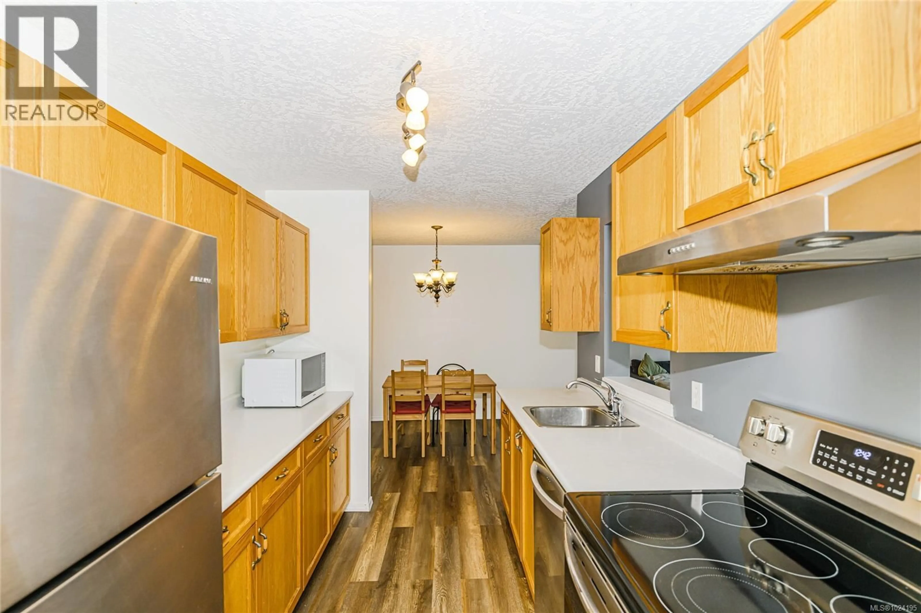Standard kitchen, wood/laminate floor for 307 - 3226 COWICHAN LAKE ROAD, Duncan British Columbia V9L4B9