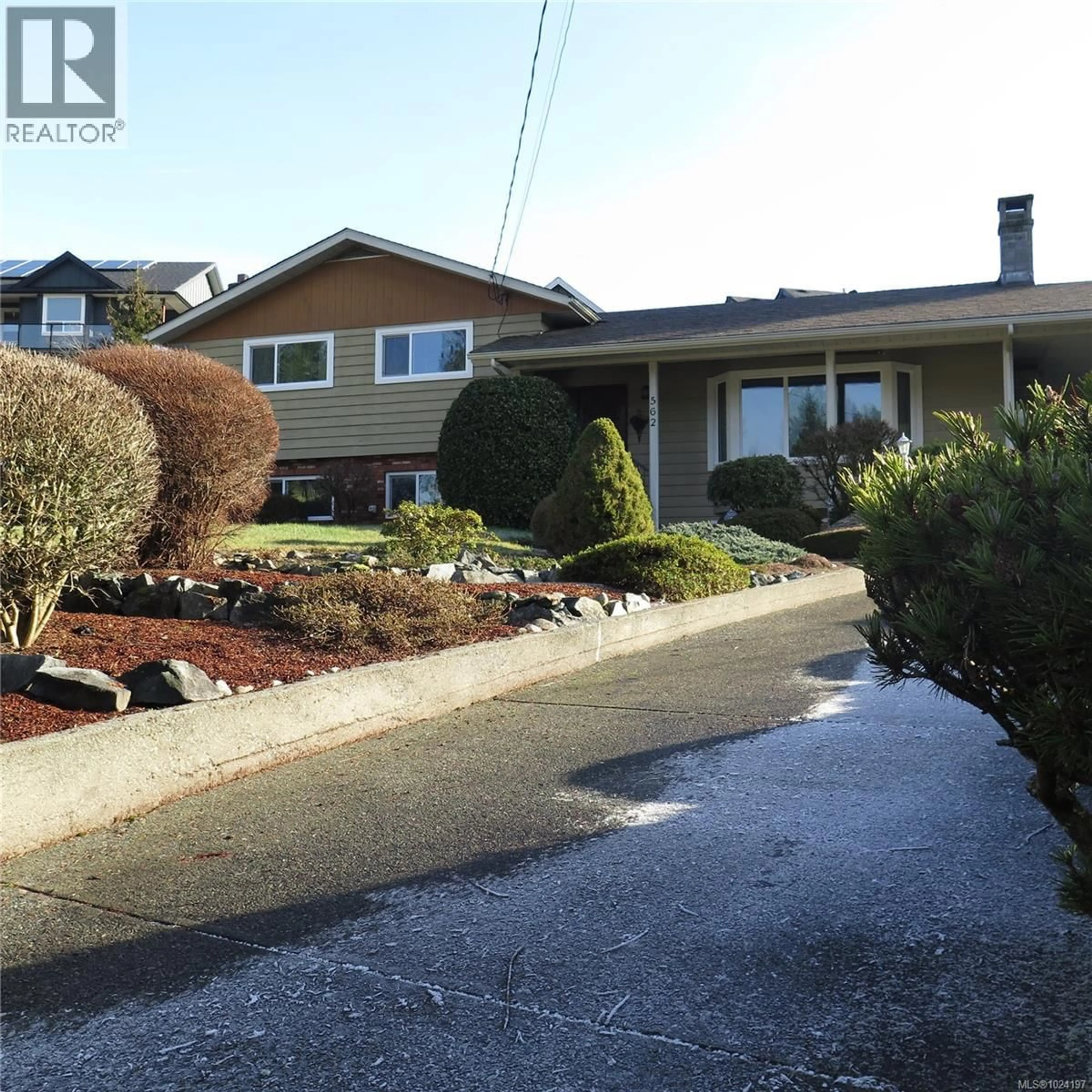 Home with vinyl exterior material, street for 562 ROTHDALE ROAD, Ladysmith British Columbia V9G1W5