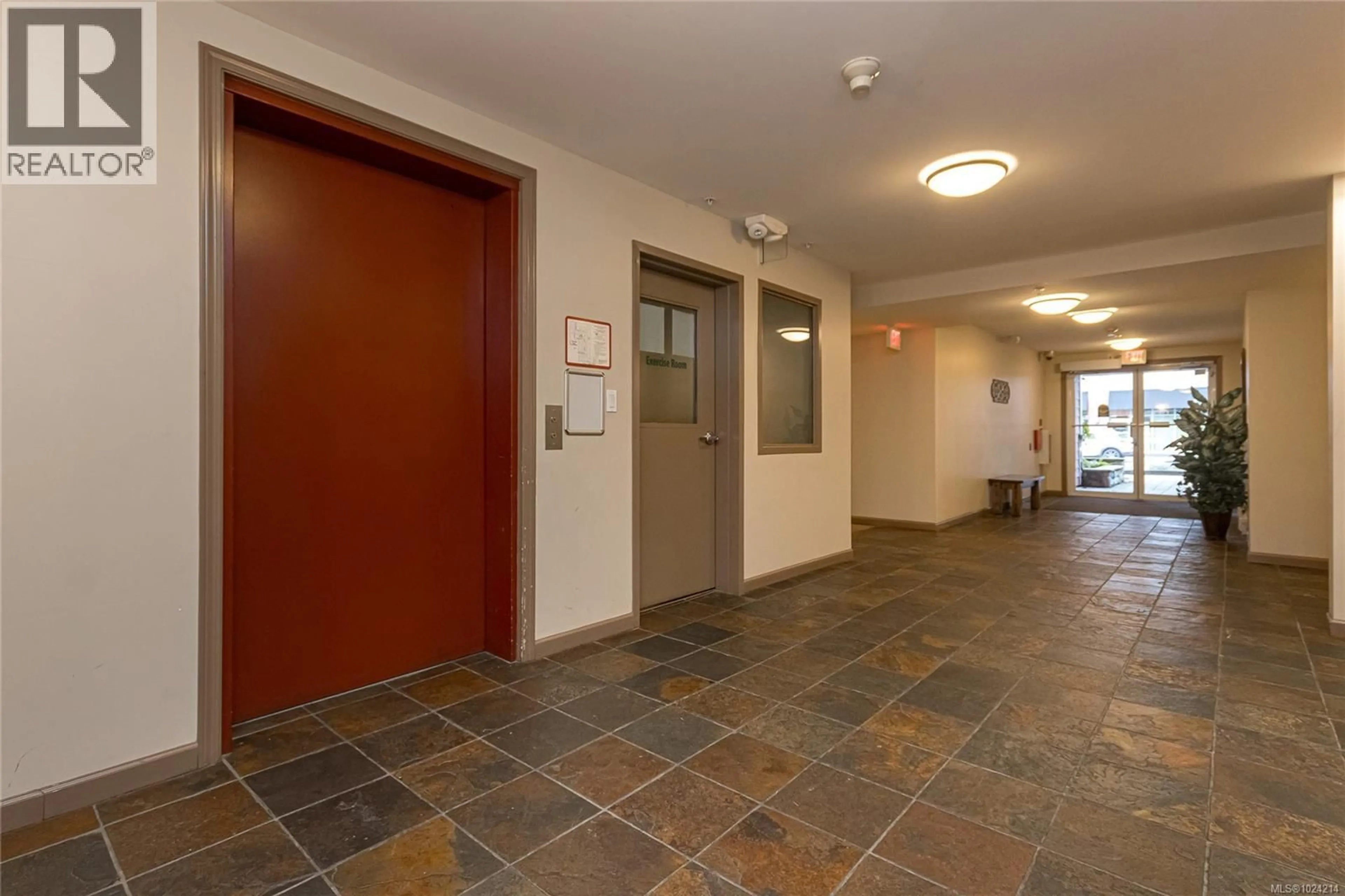 Indoor foyer for 115 - 663 GOLDSTREAM AVENUE, Langford British Columbia V9B2W9