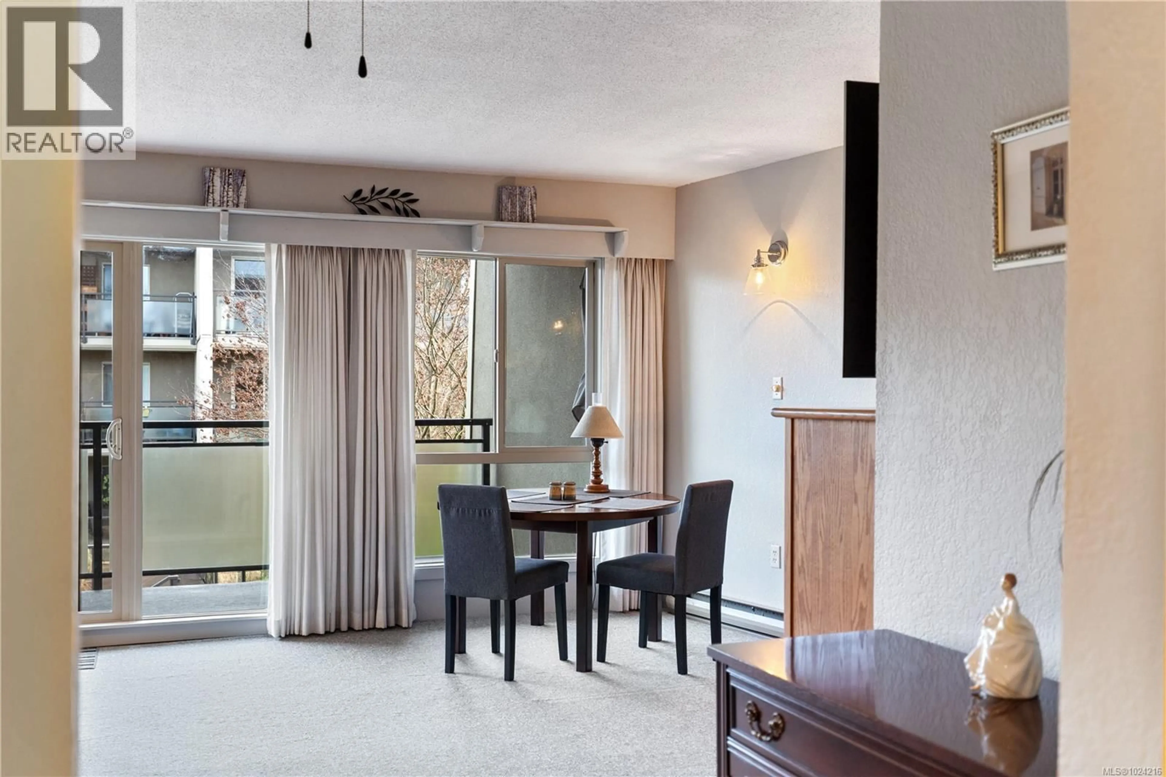 Dining room, unknown for 309 - 1419 STADACONA AVENUE, Victoria British Columbia V8S5J3