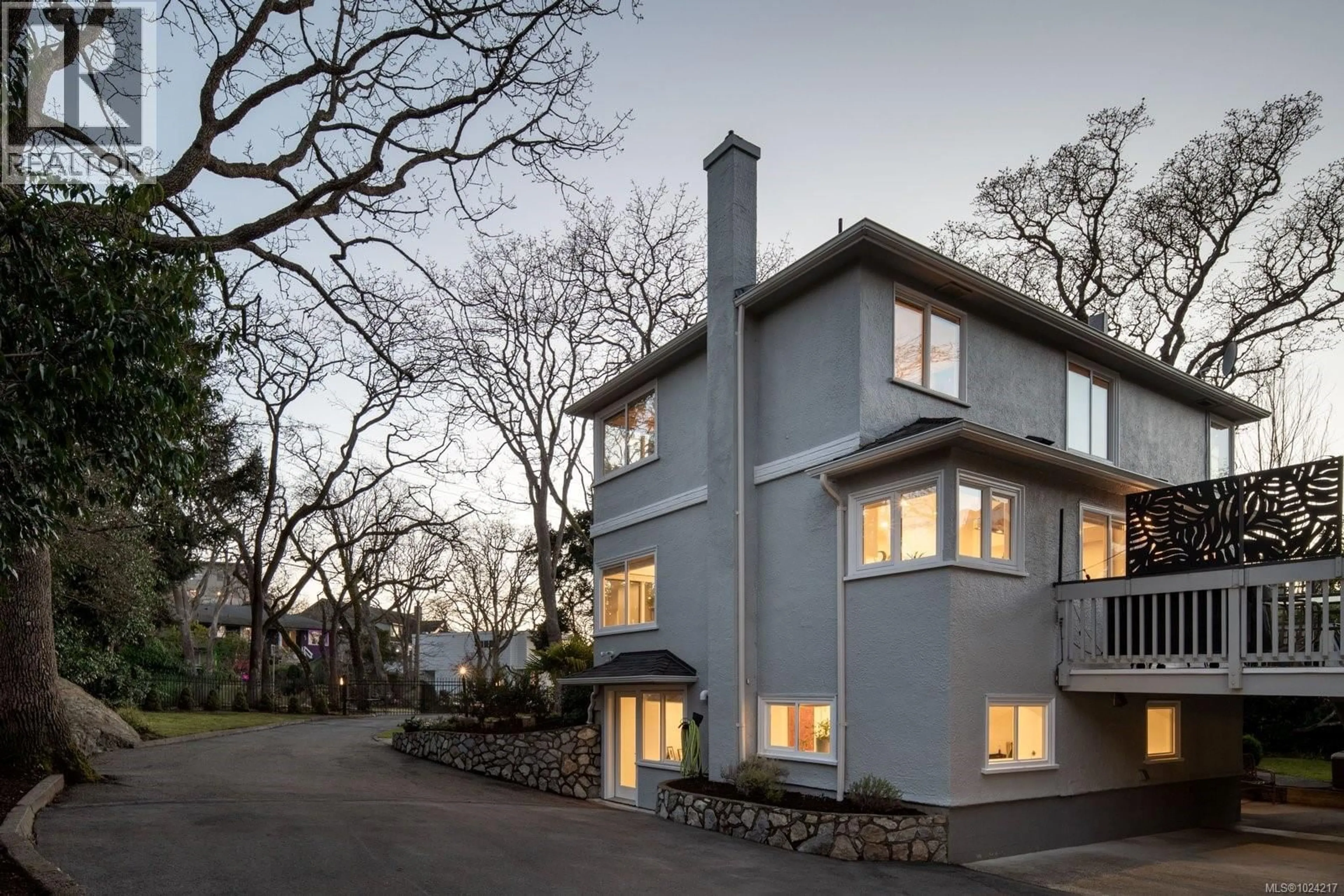 Unknown for 1980 FAIRFIELD ROAD, Victoria British Columbia V8S1H4