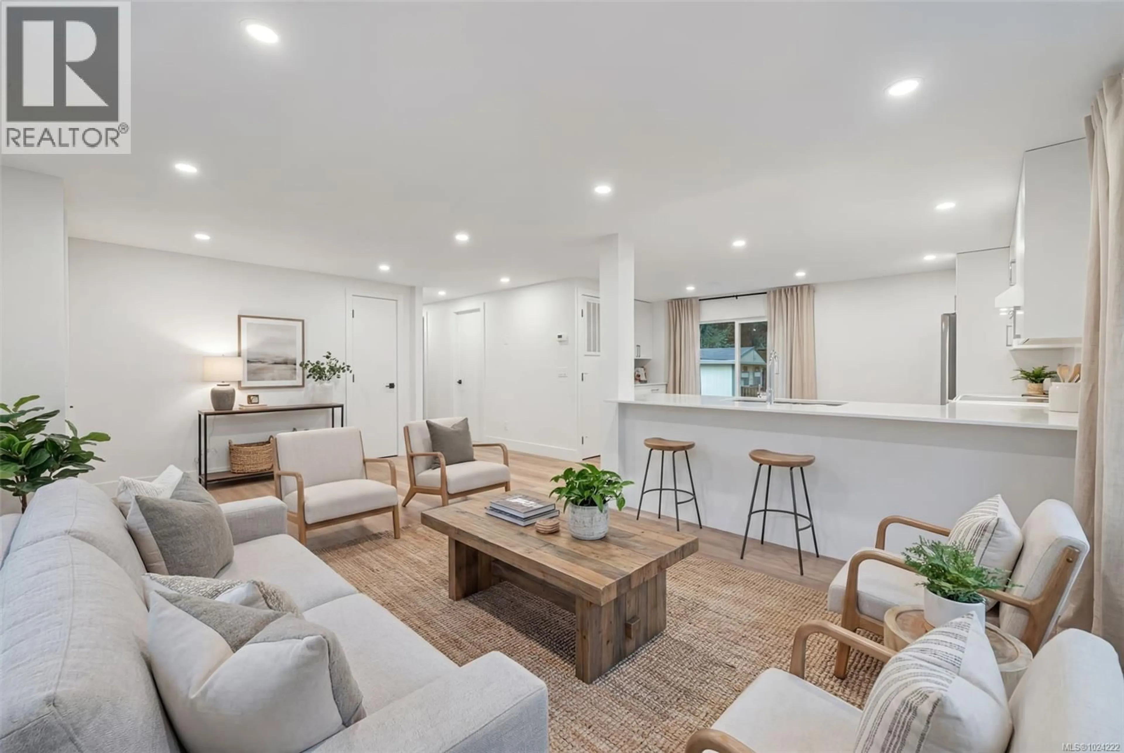 Living room with furniture, unknown for 110 - 2500 FLORENCE LAKE ROAD, Langford British Columbia V9C3T1