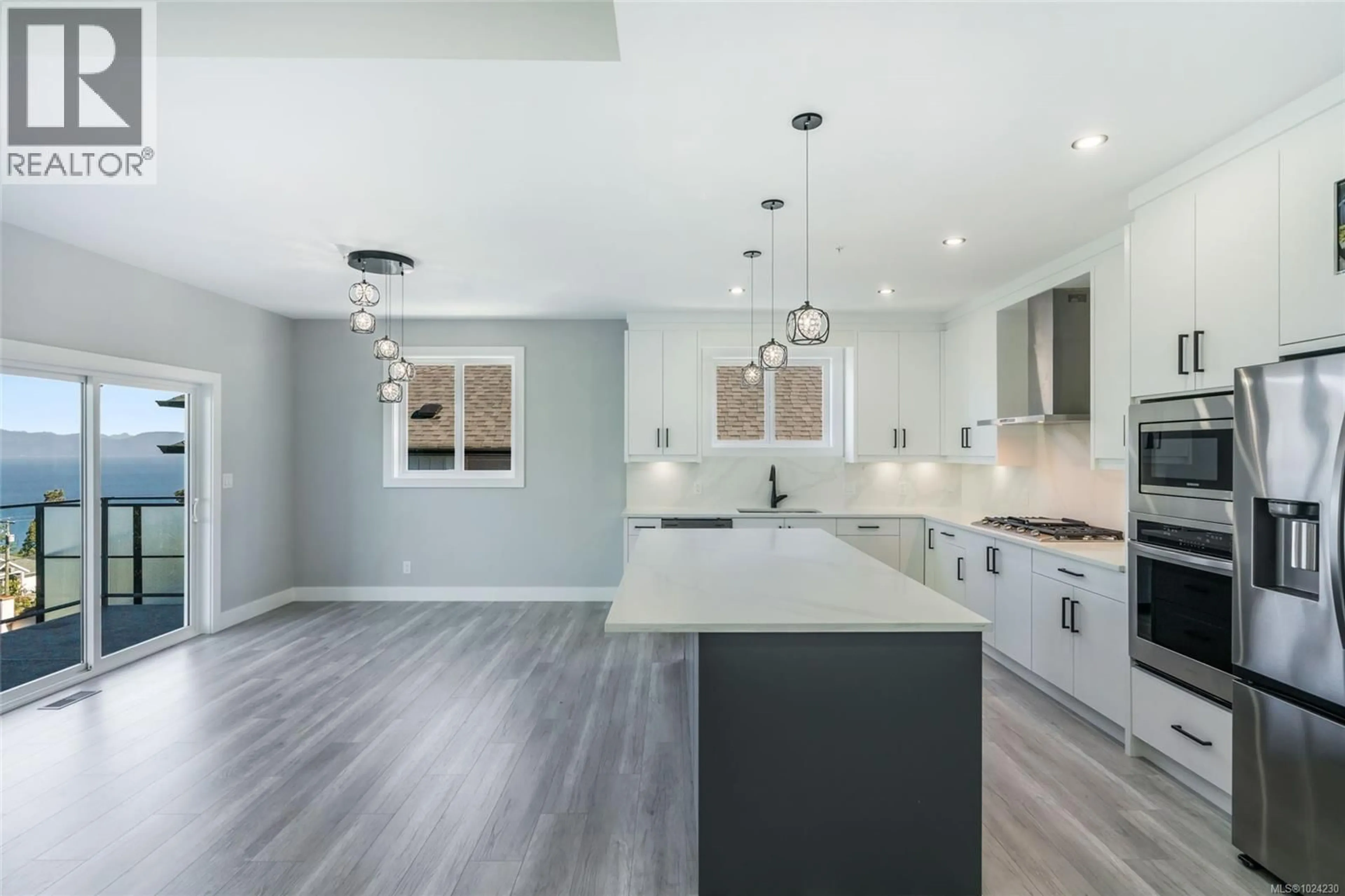 Open concept kitchen, unknown for 124 HAWK POINT ROAD, Nanaimo British Columbia V9T5W2