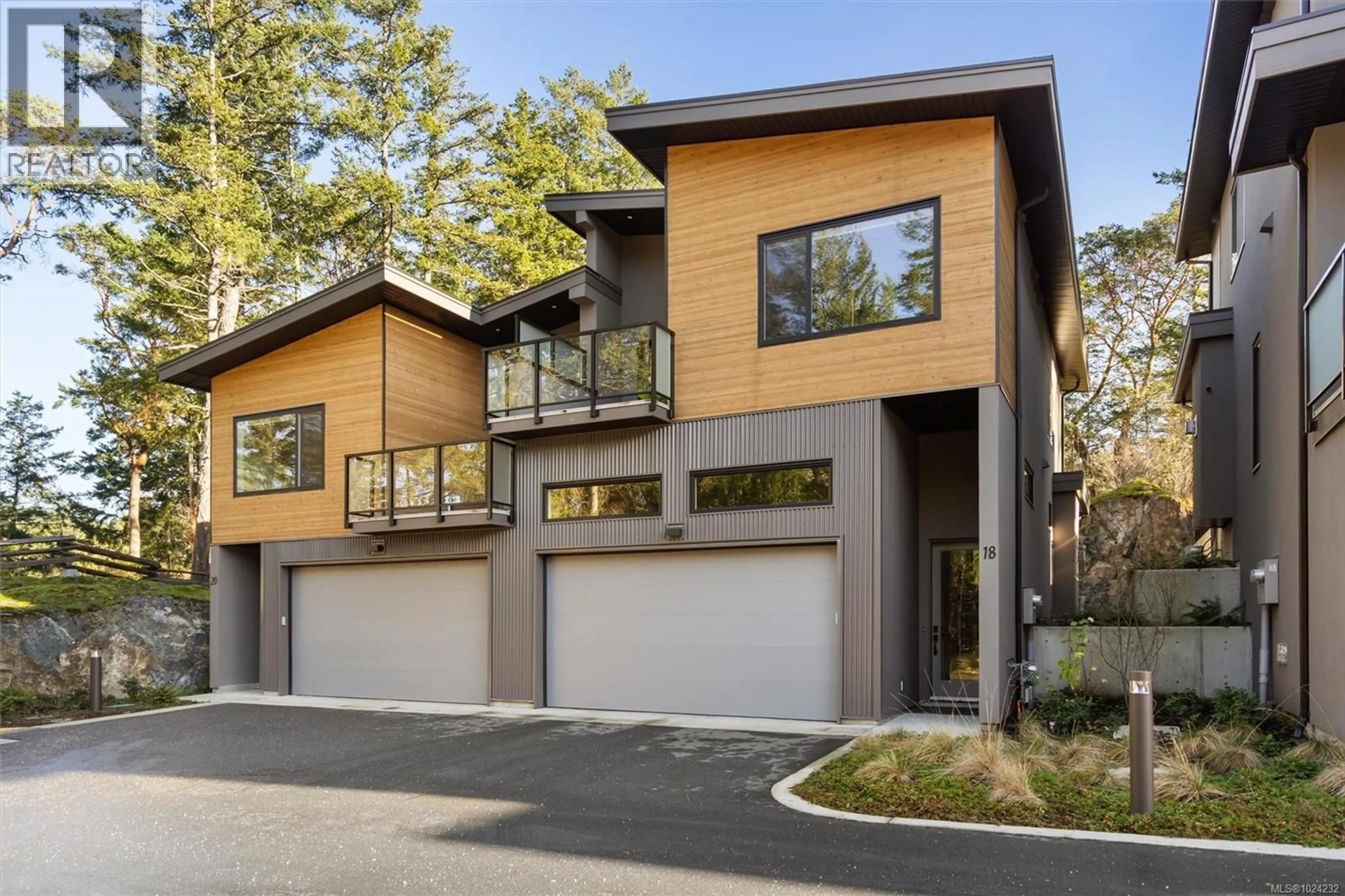 Home with brick exterior material, street for 18 - 3921 OLYMPIAN WAY, Colwood British Columbia V9C0T1