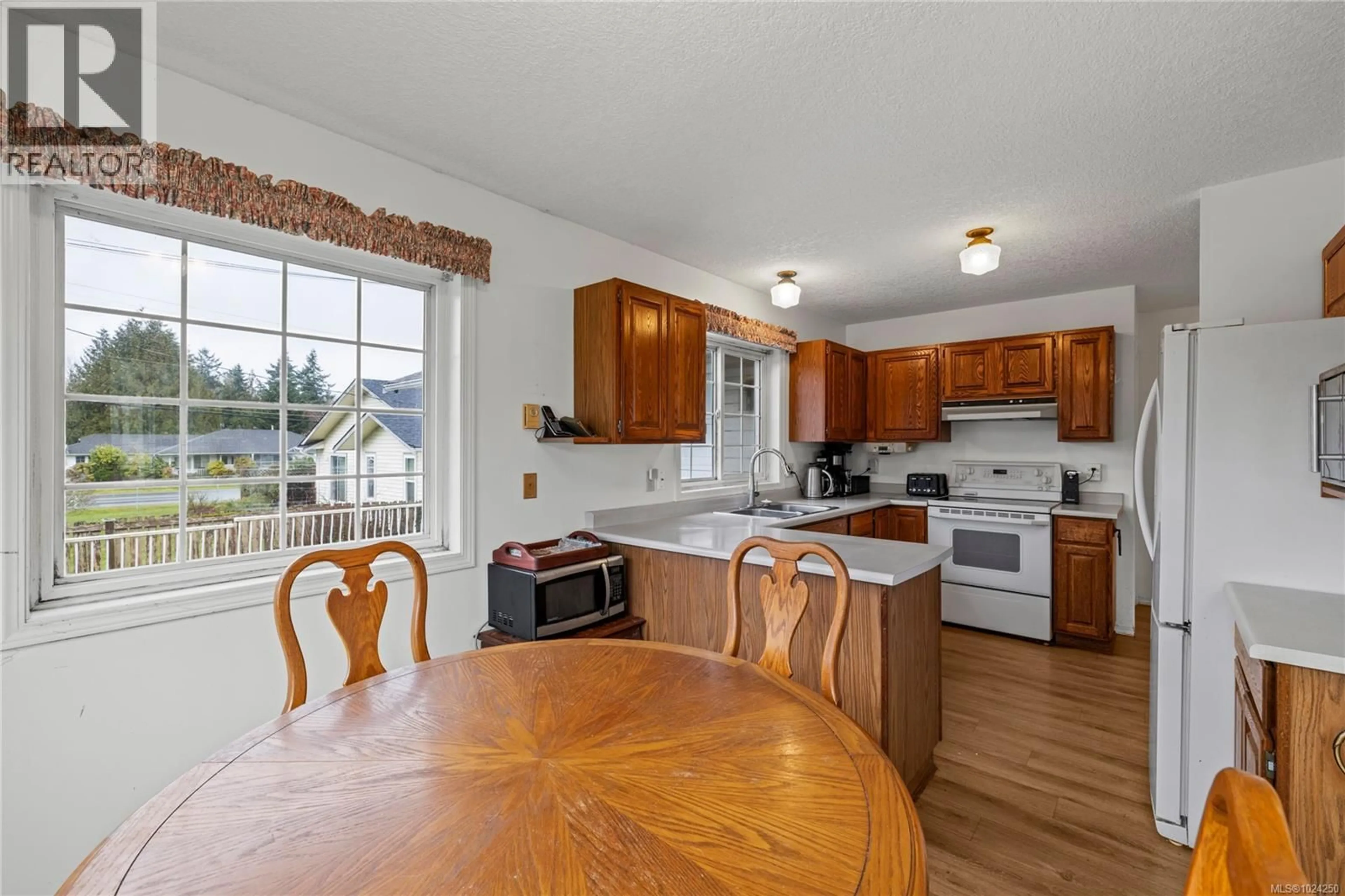 Unknown for 513 ROWAN DRIVE, Qualicum Beach British Columbia V9K1K1