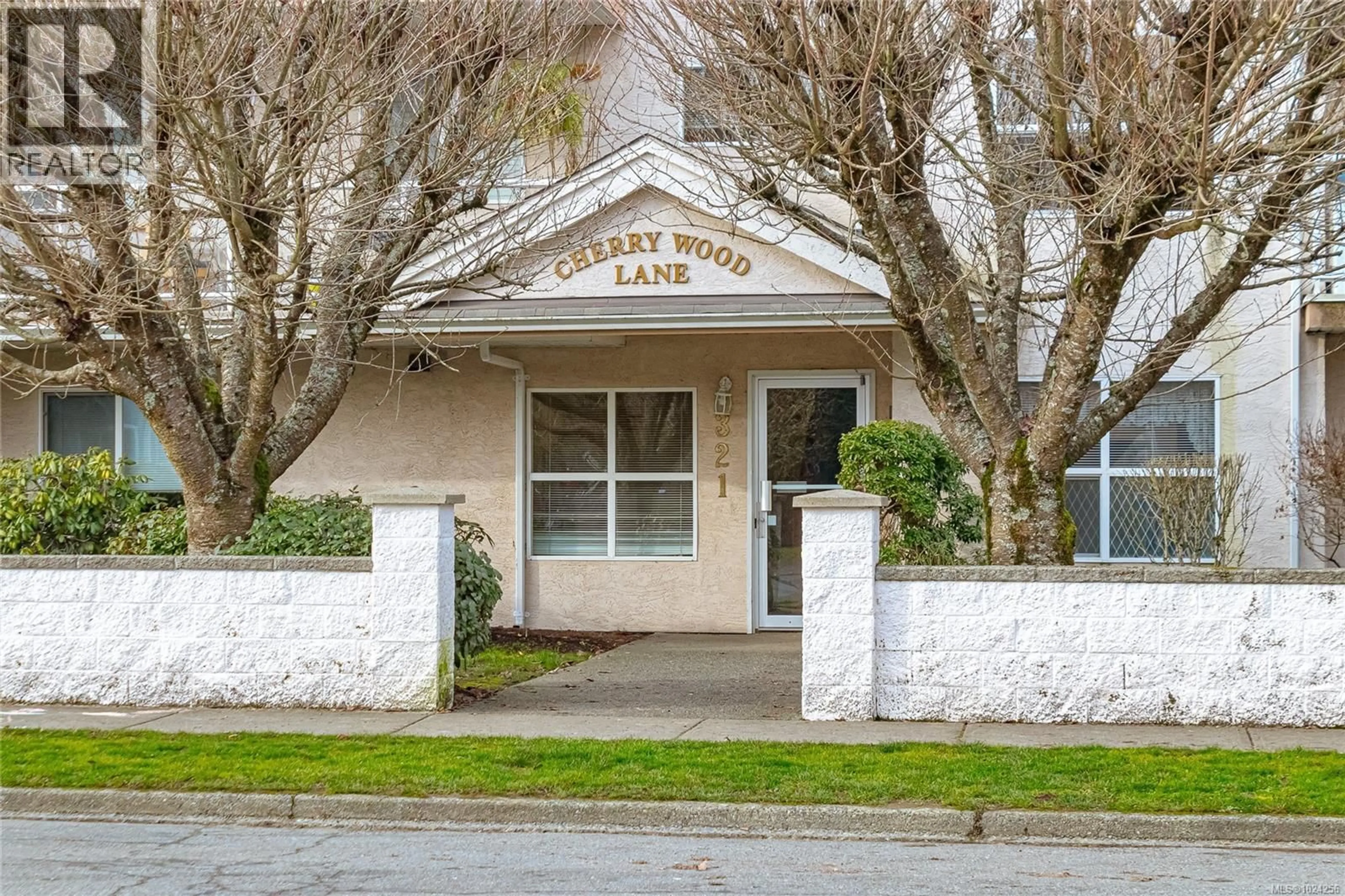 Unknown for 303 - 321 MCKINSTRY ROAD, Duncan British Columbia V9L3L4