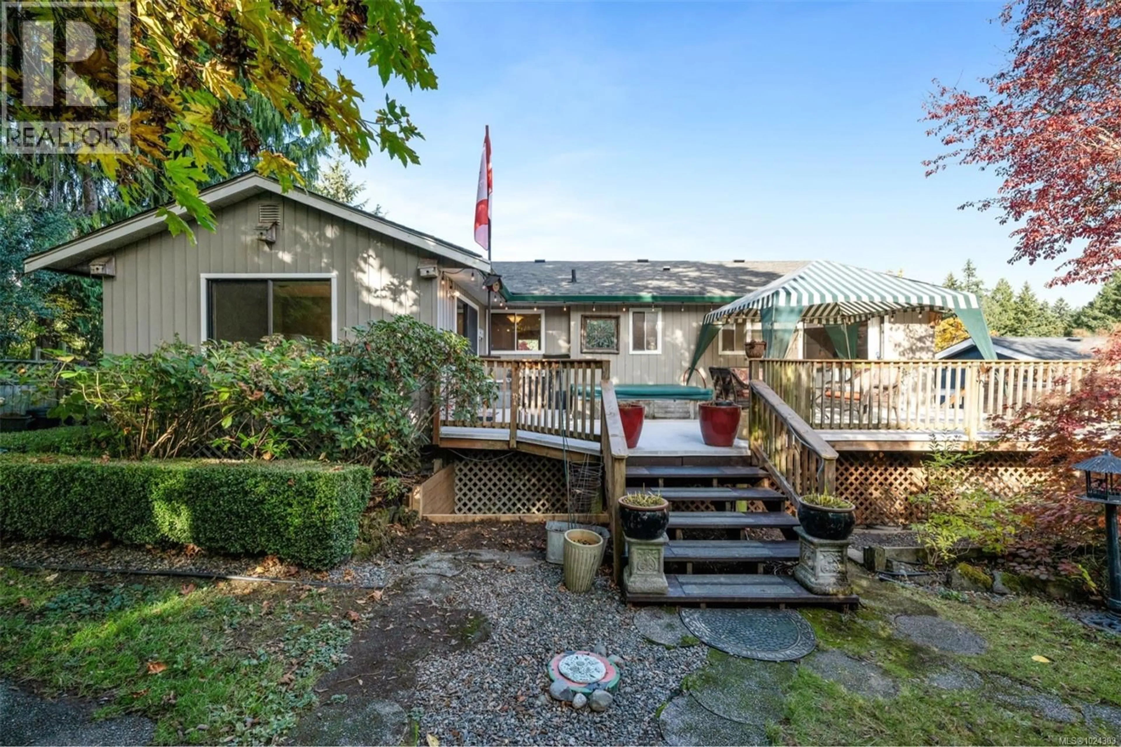 Patio, mountain view for 1680 AUSTIN PLACE, Cowichan Bay British Columbia V0R1N1