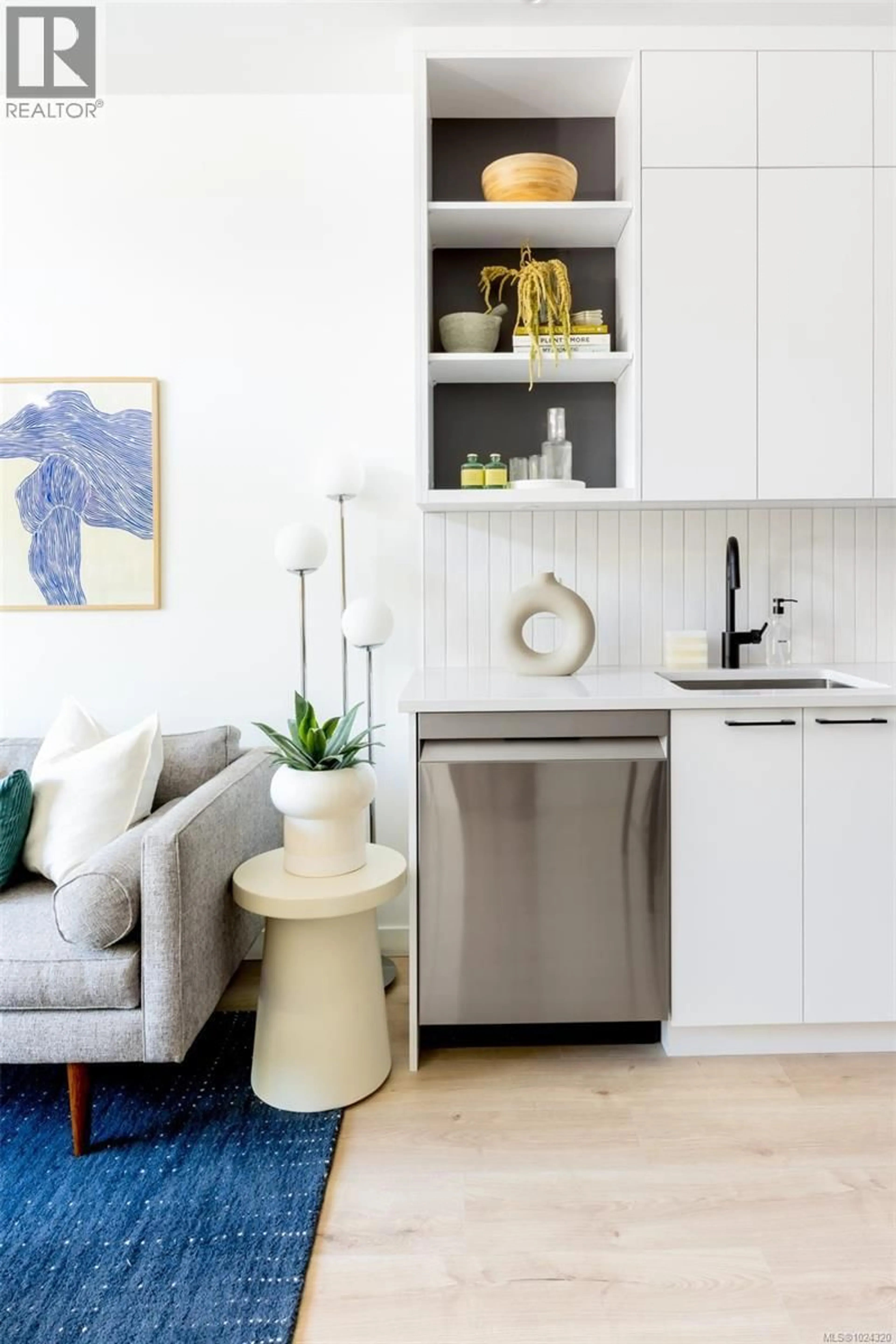 Open concept kitchen, unknown for 104 - 1075 TILLICUM ROAD, Esquimalt British Columbia V9A2A4