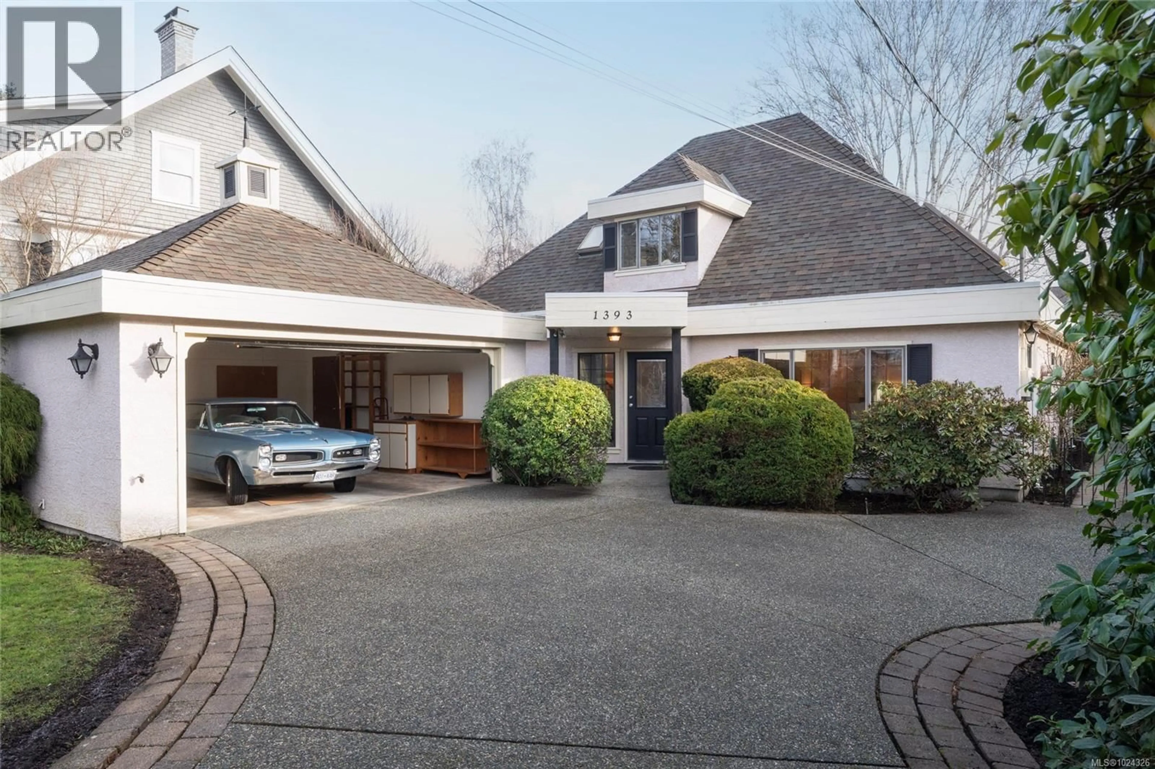 Unknown for 1393 MONTEREY AVENUE, Oak Bay British Columbia V8S4V9