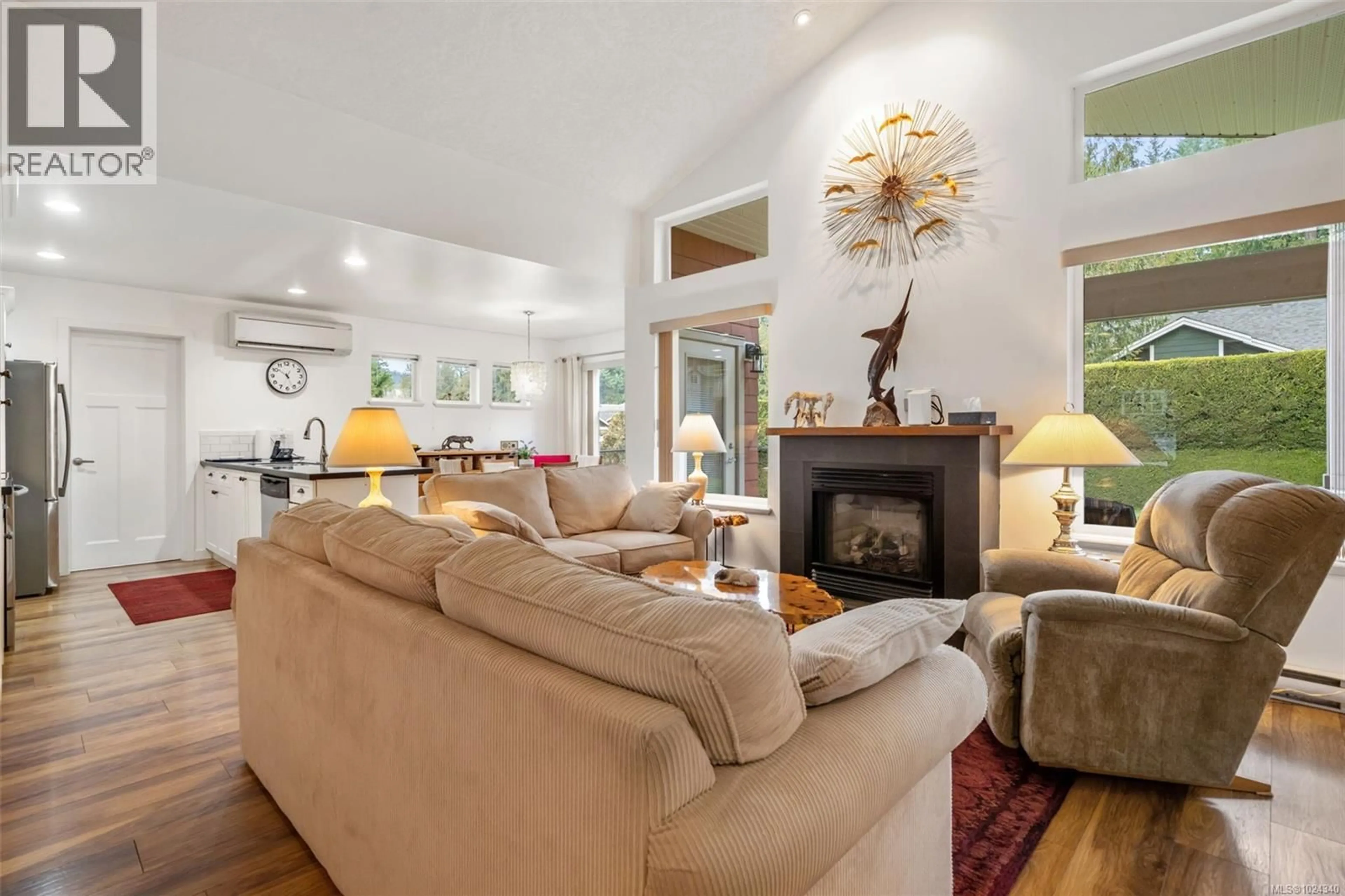 Living room with furniture, unknown for 1378 BONNER CRESCENT, Cobble Hill British Columbia V0R1L2