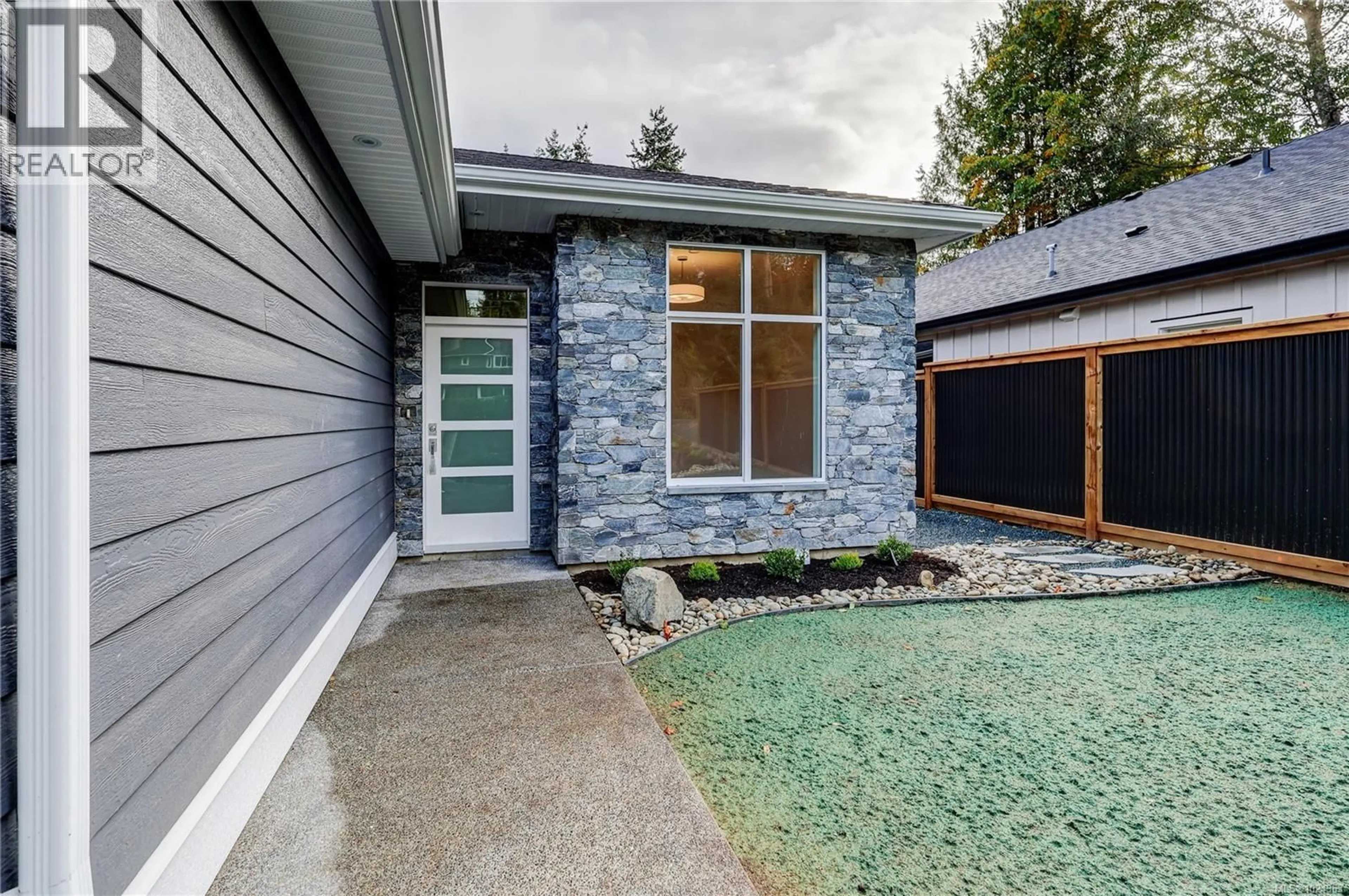 Home with brick exterior material, street for 428 CRAIG STREET, Parksville British Columbia V9P1L2