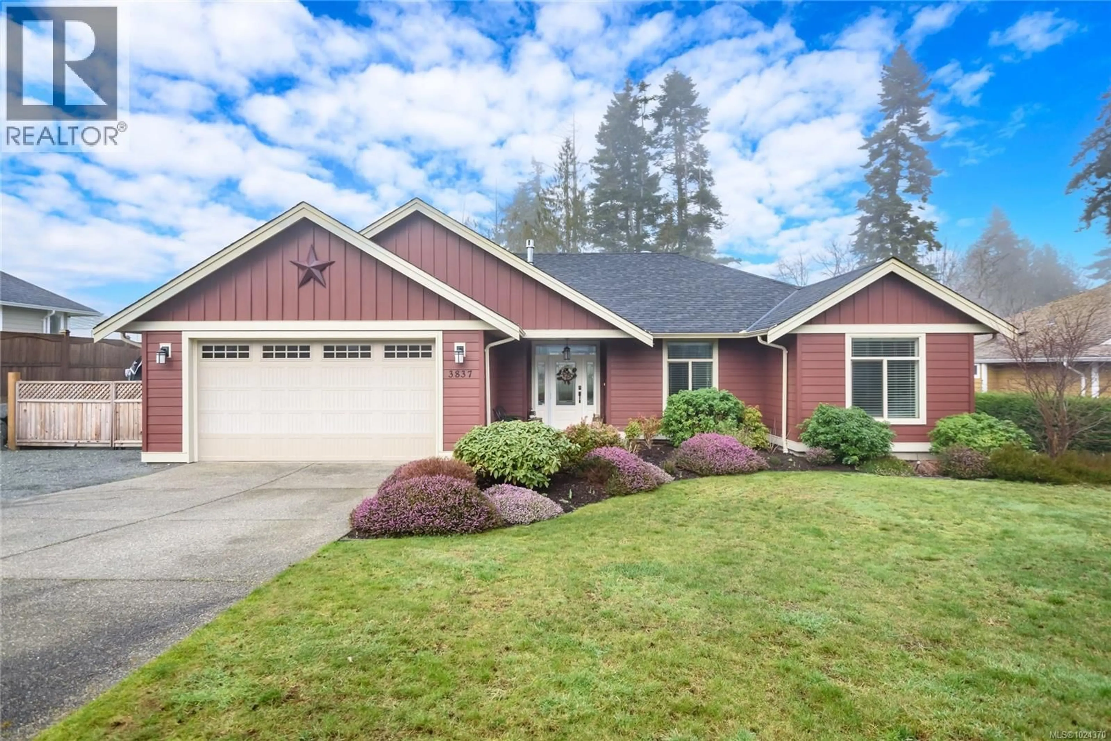 Home with vinyl exterior material, street for 3837 CREEKSIDE DRIVE, Bowser British Columbia V0R1G0