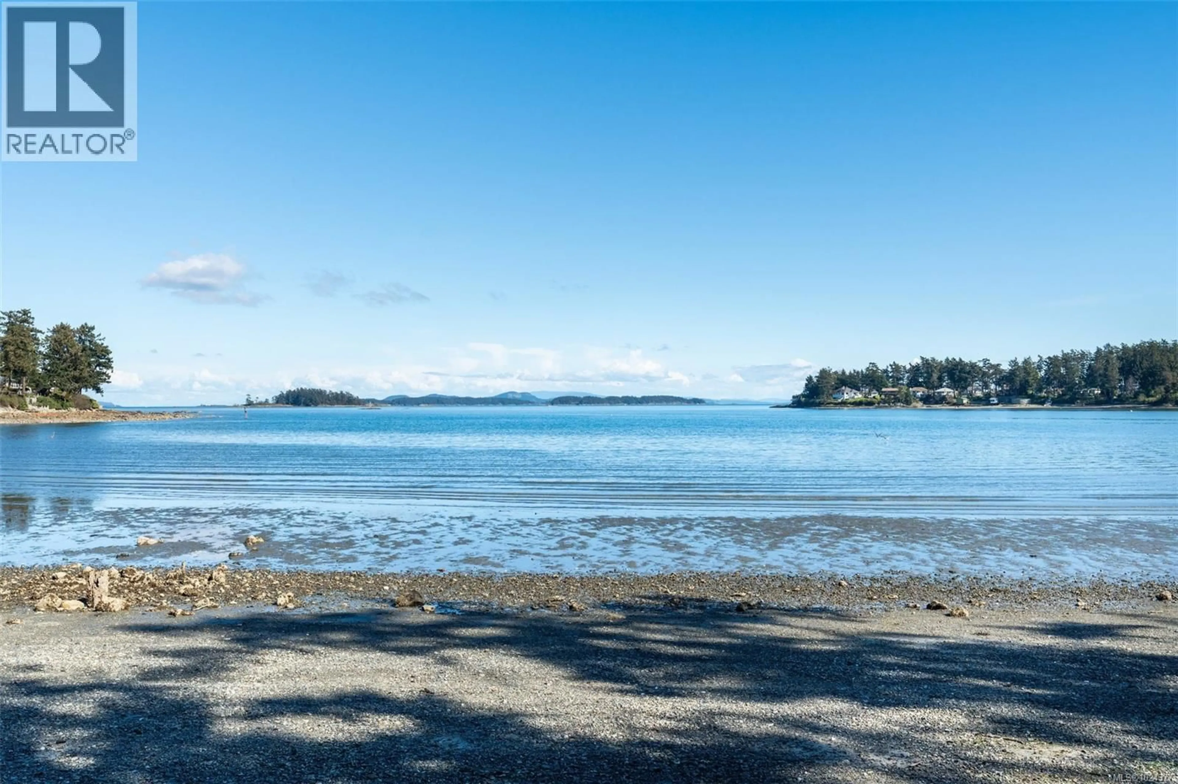 Unknown for 103 - 10393 ALLBAY ROAD, Sidney British Columbia V8L2N8