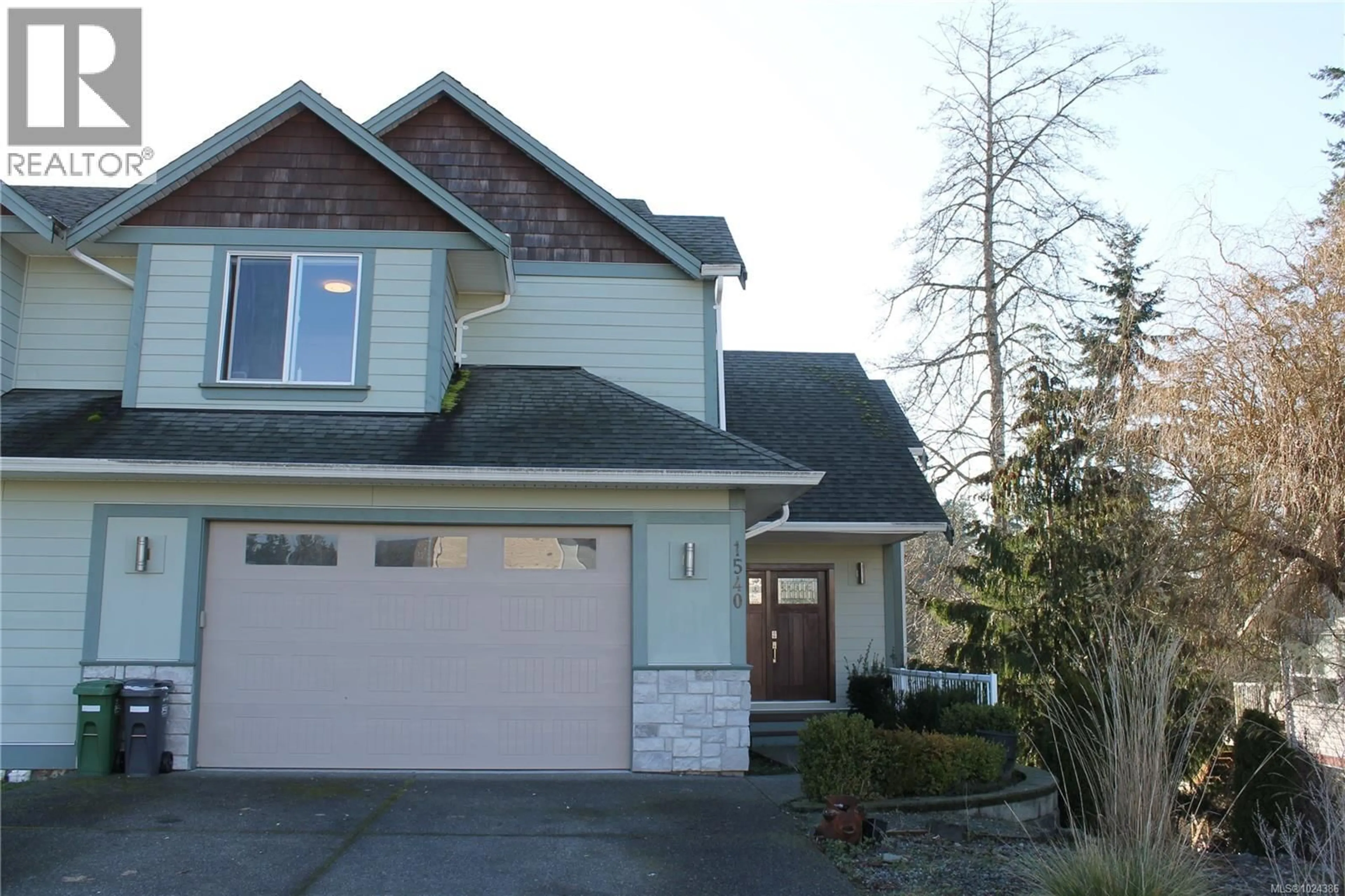 Home with vinyl exterior material, street for 1540 NIMPKISH PLACE, Duncan British Columbia V9L0A6