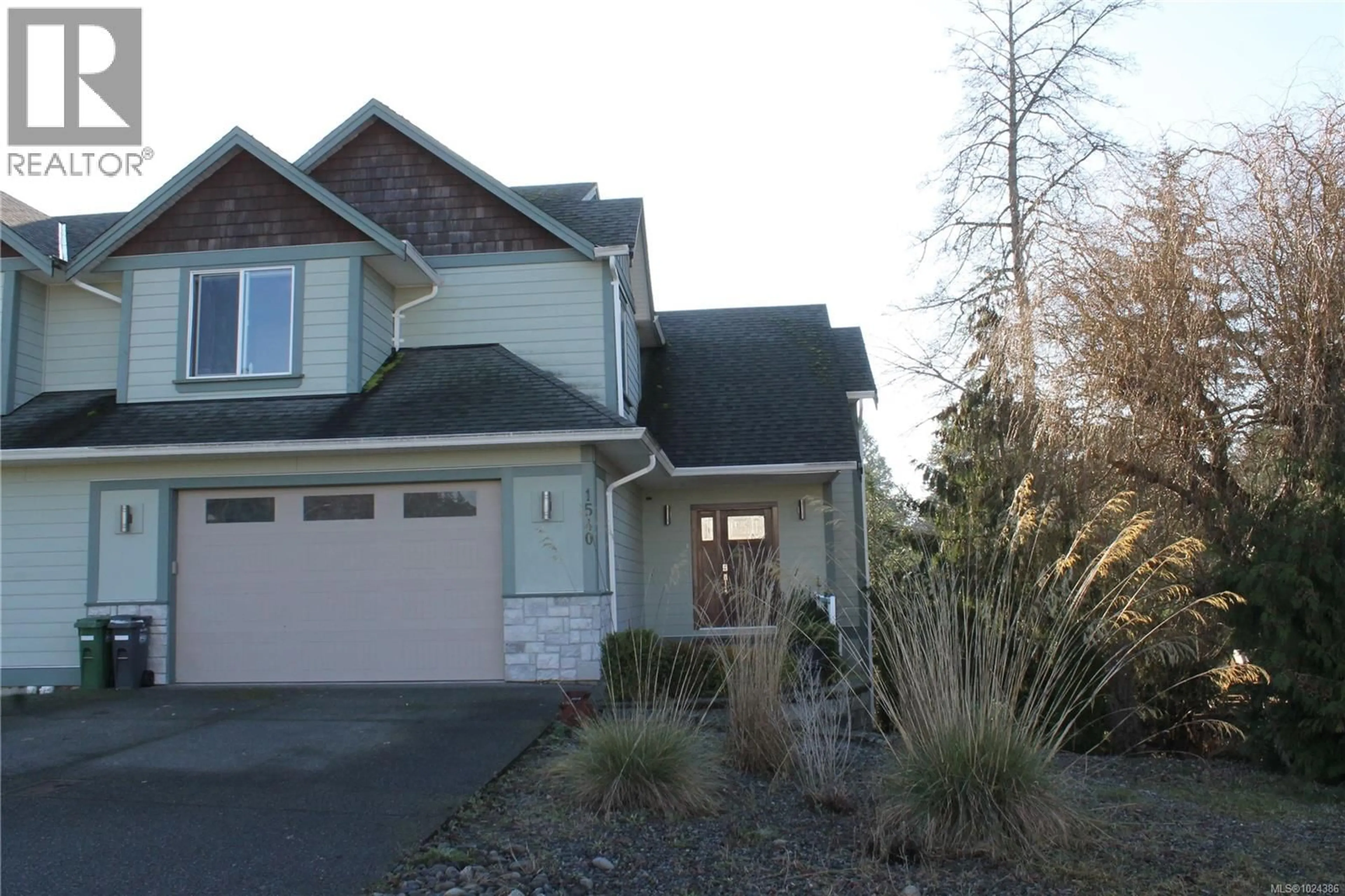 Home with vinyl exterior material, street for 1540 NIMPKISH PLACE, Duncan British Columbia V9L0A6